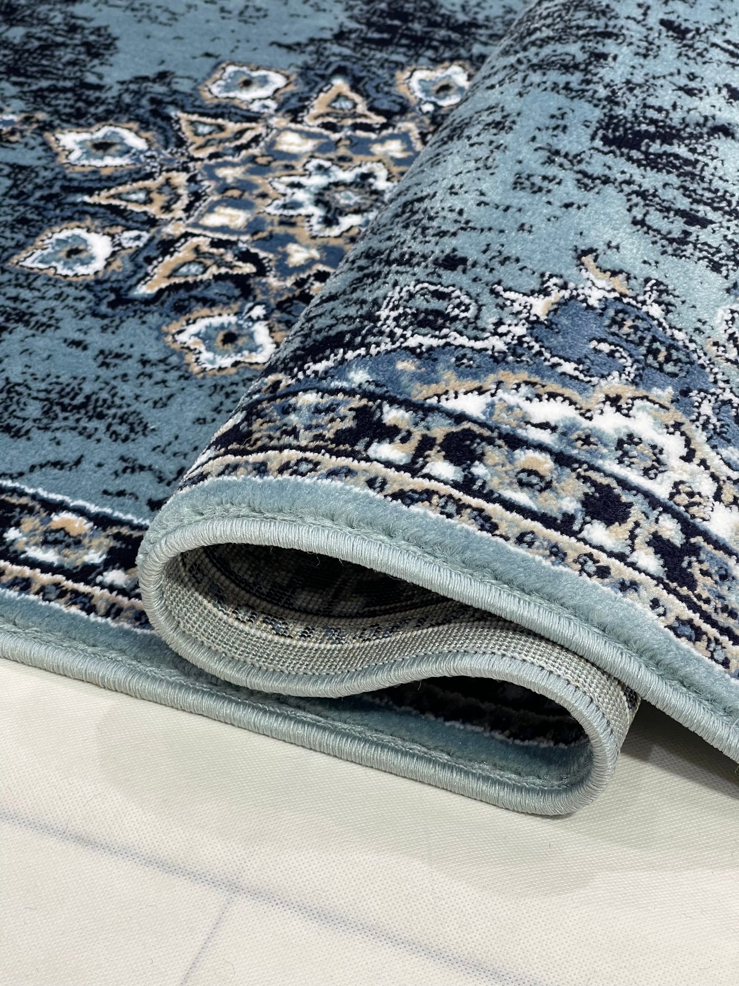 Feroze Persian Polypropylene Woven Rug.  Size : 2.6 ft width x 6.6 ft length  (80 cm x 200cm)