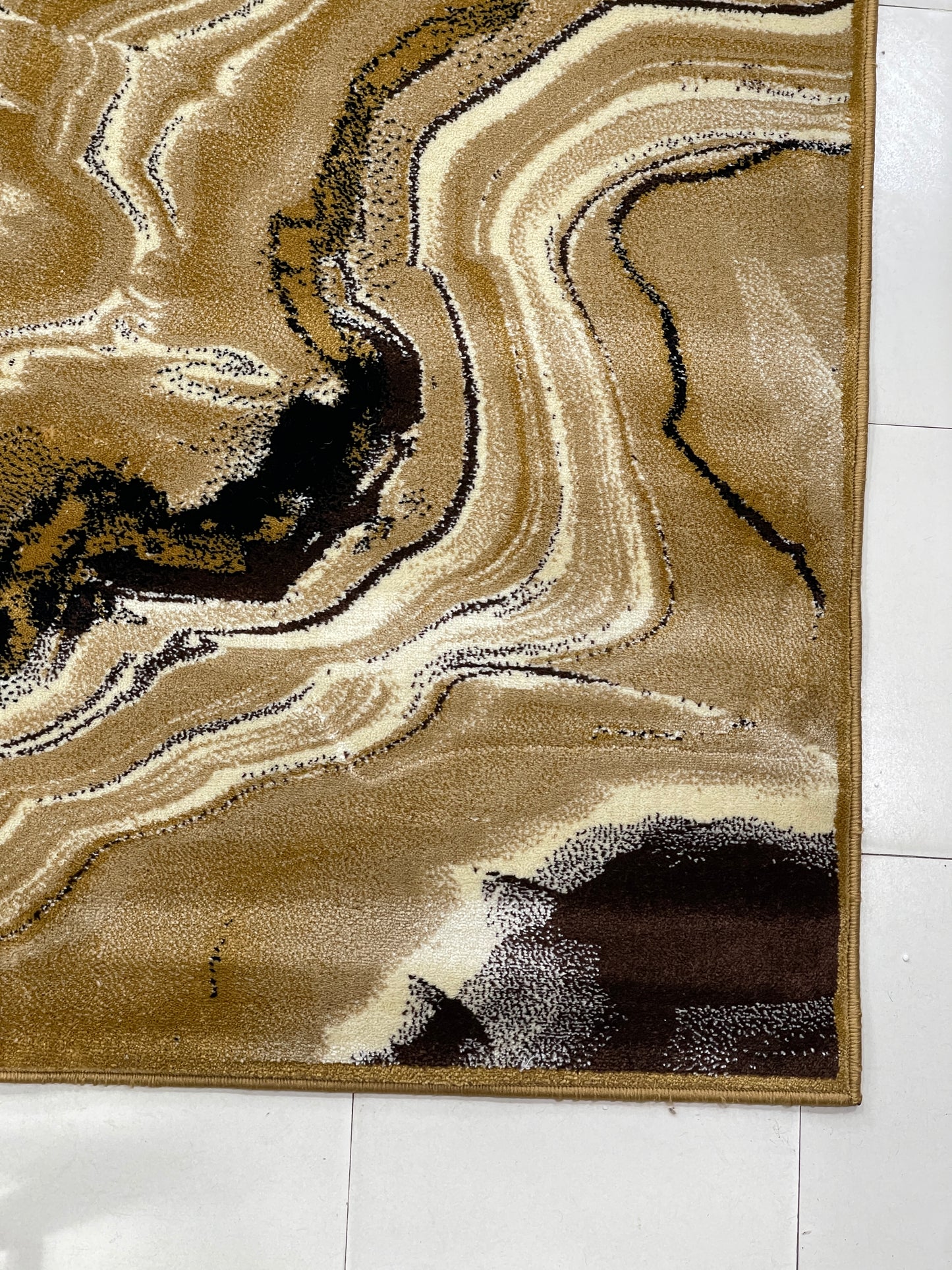 Modern polypropylene Rug,back woven(Article-427-Beige)
Size : 6.6 ft width x 9.6 ft length (200cm x 290cm)