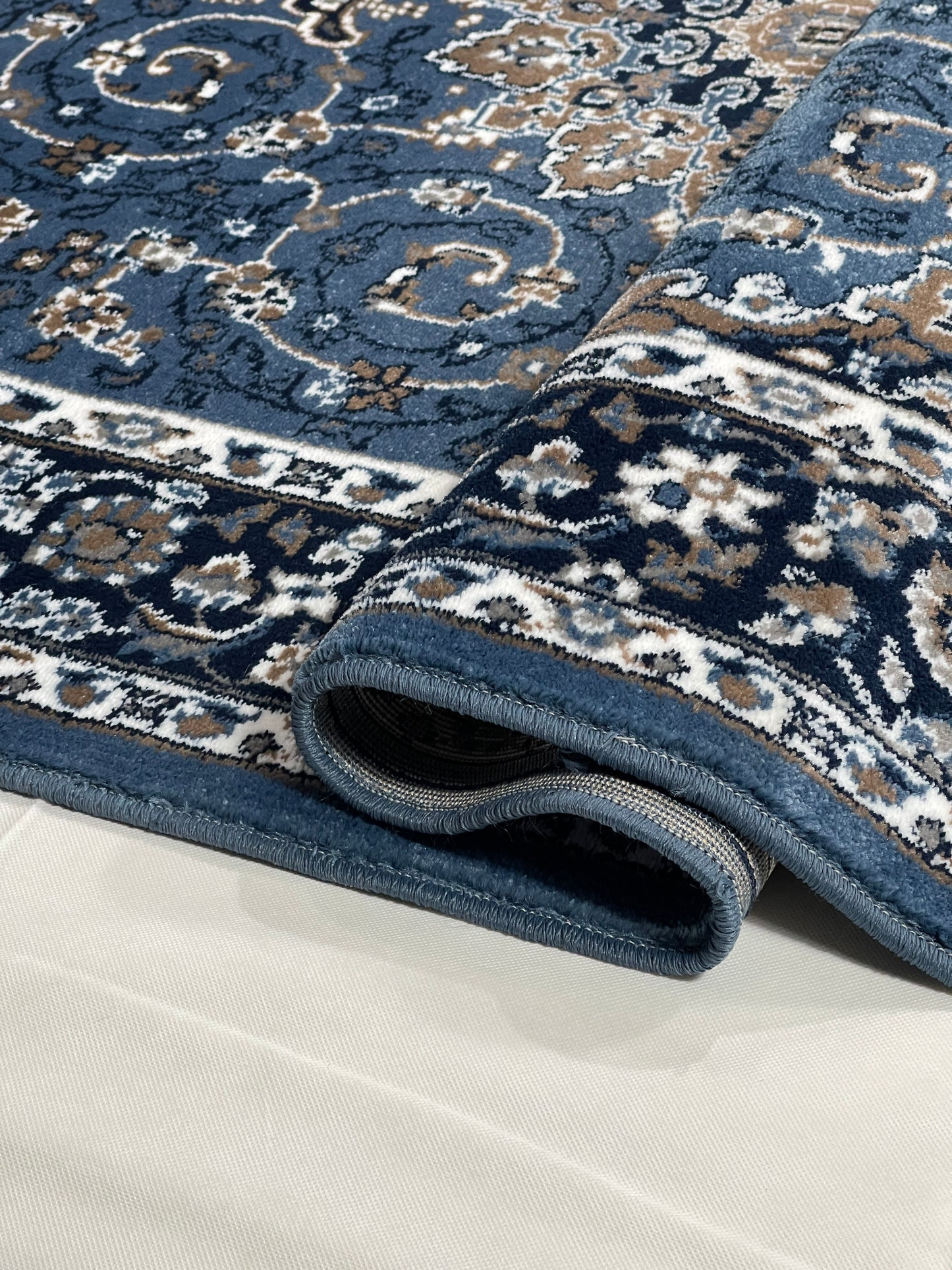 Persian polypropylene Rug,back woven(Article-19-Blue)
5 ft width x 7.3 ft length