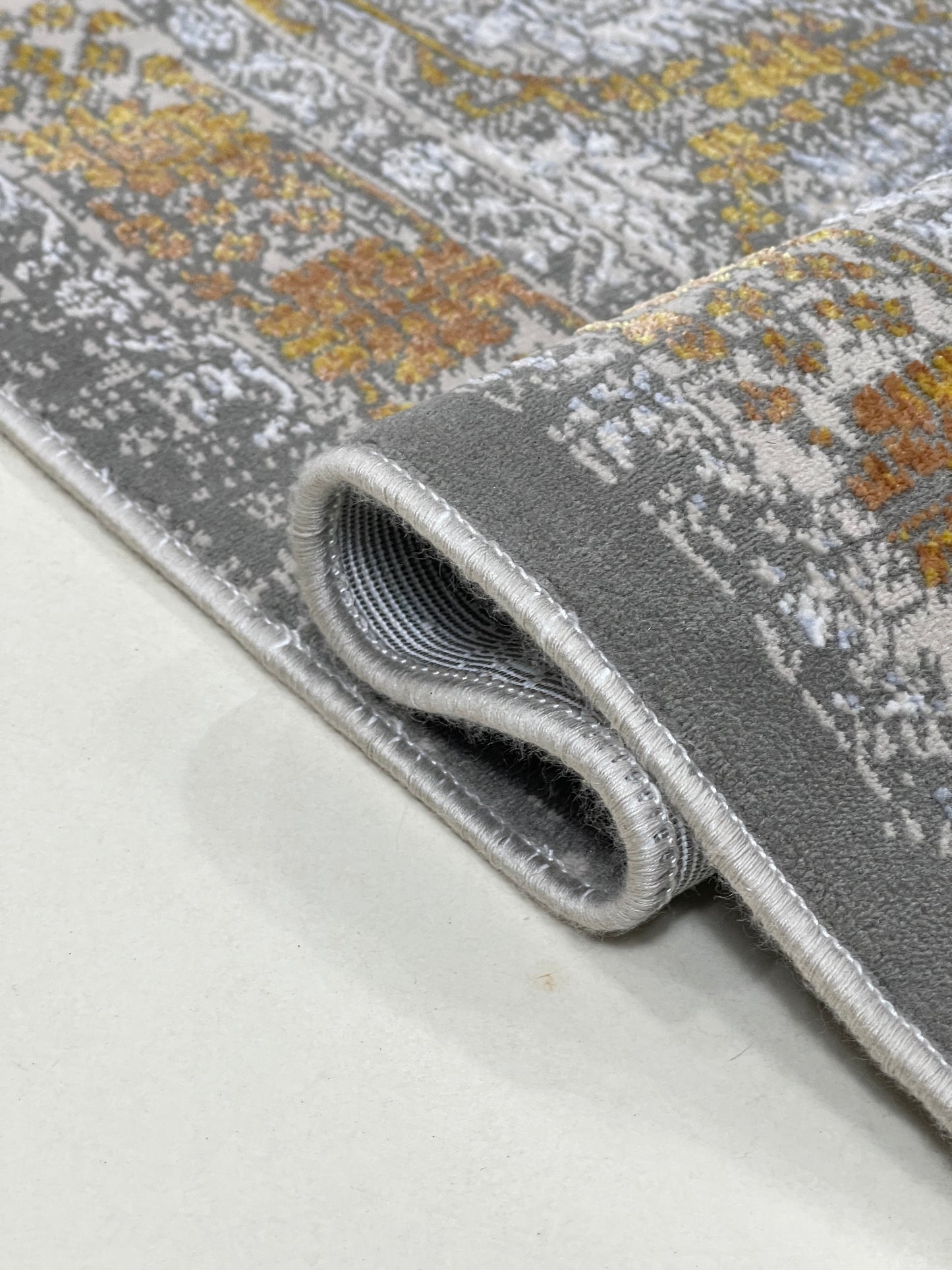 Irani viscose Rug , Woven Back
Article-317-Grey , Rust
Size : 3 ft width x 5 ft length (100 cm x 150cm)