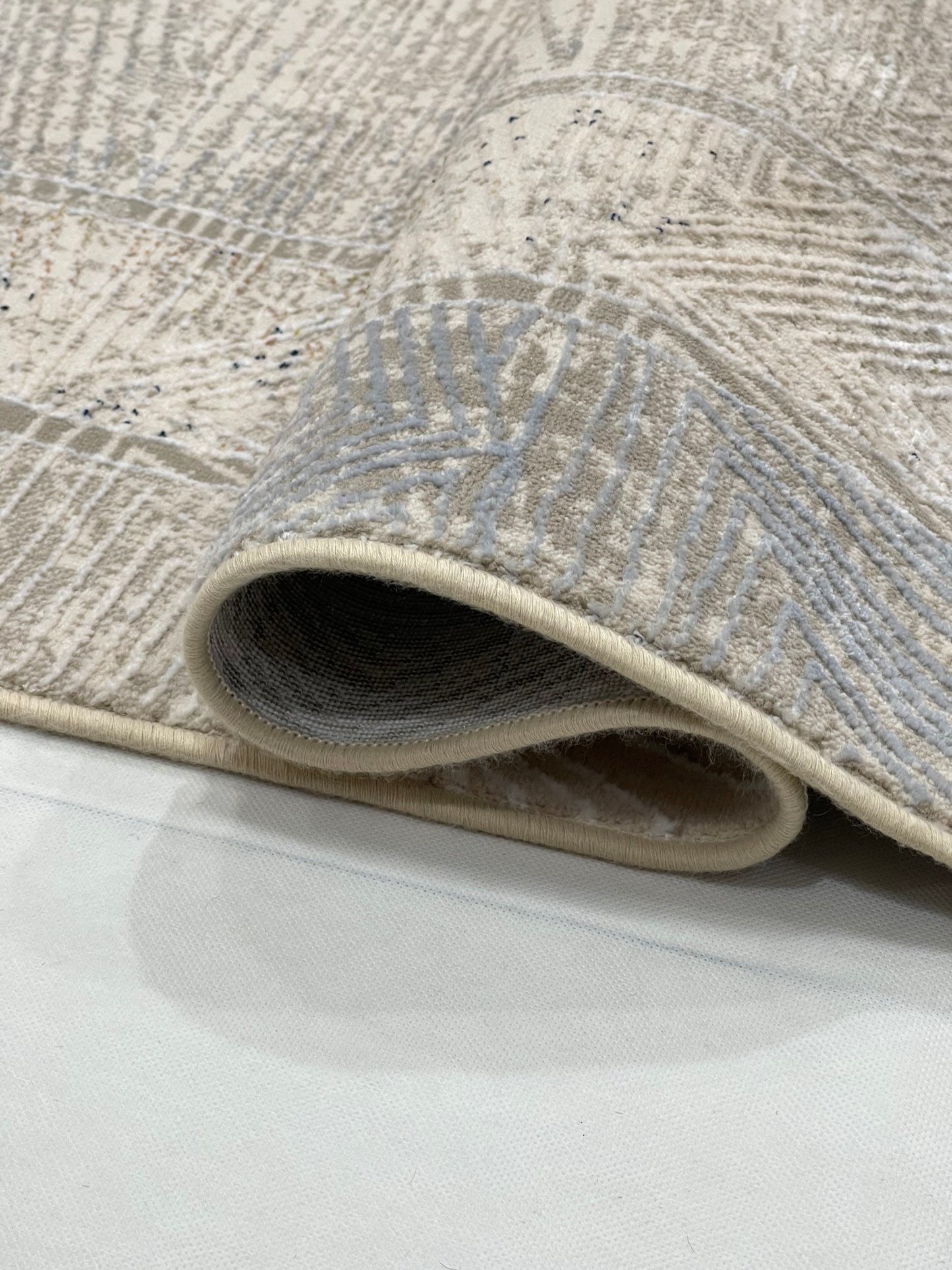 Irani Vintage Woven Rug.  Article -2075-Off white Size: 5 ft width x 7.3 ft length (150cm x 220cm)