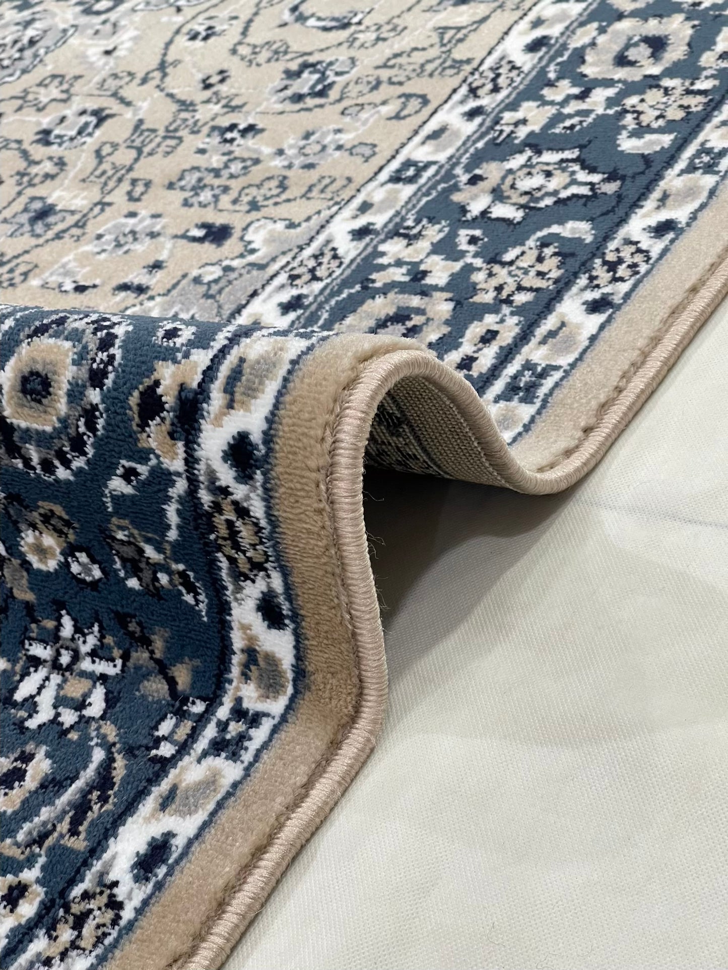 Persian polypropylene Rug,back woven(Article-25-Mink )
Size : 5ft width  x 7.3ft length (150cm x 220cm)