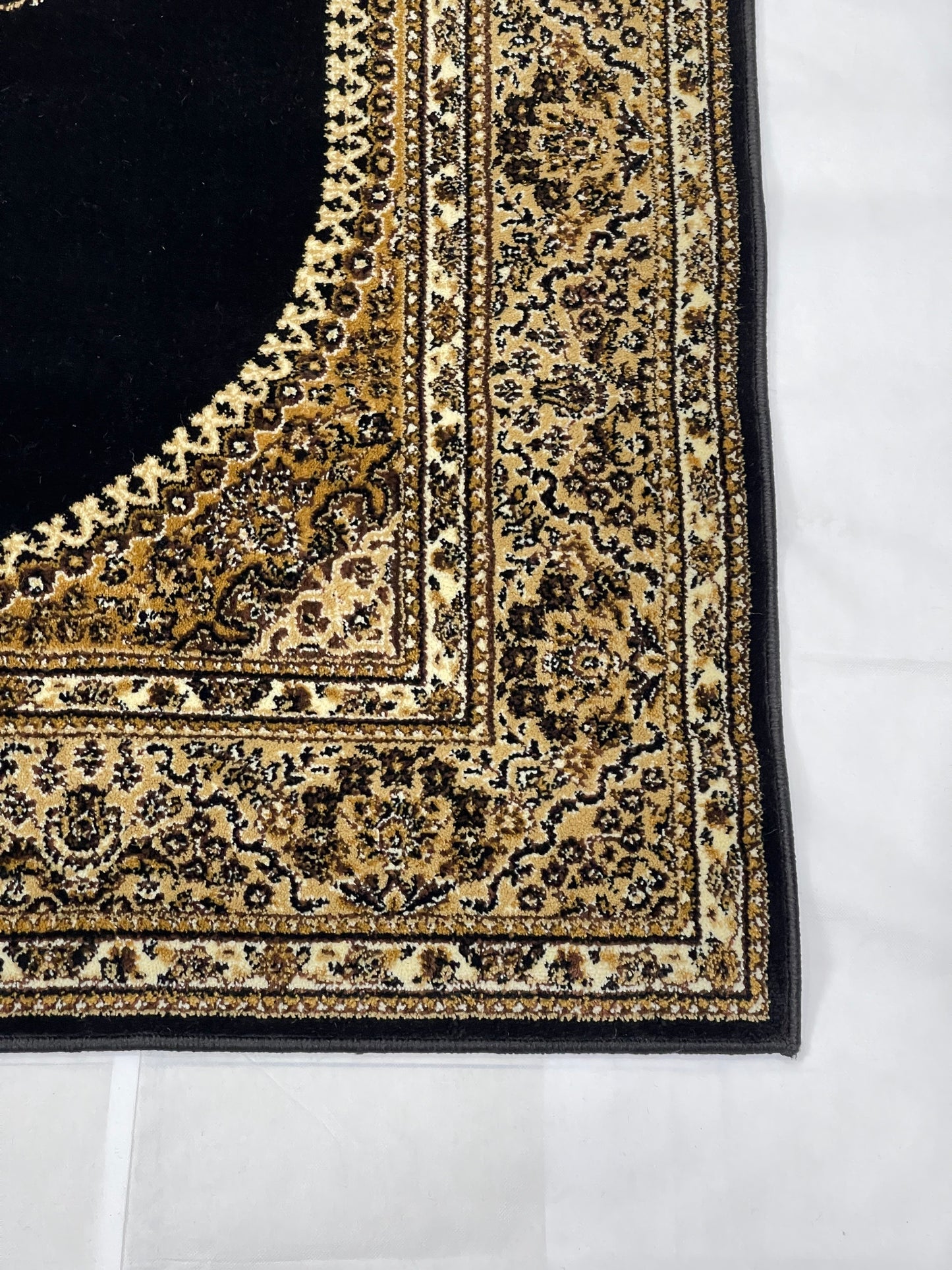 Persian Polypropylene Rug,back woven(Article-22-Black)
Size : 5ft width  x 7.3ft length (150cm x 220cm)