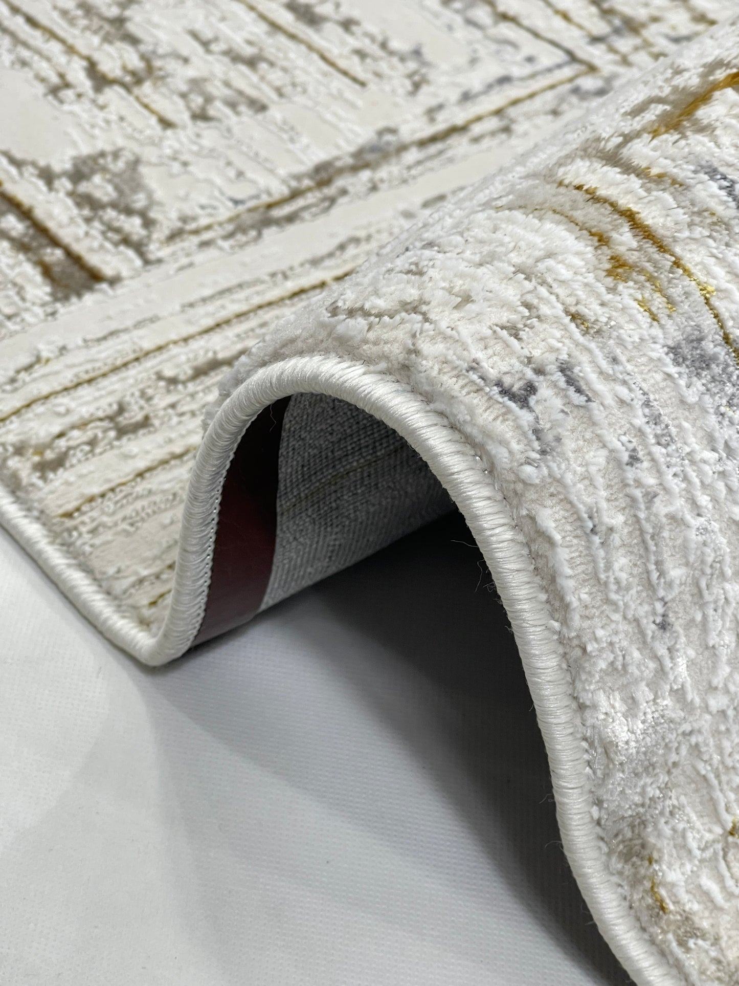 New Turkish Silk (Surya A) 
Size: 6.6 ft width x 9.6 ft length (200cm x 290cm)
Article -611- Grey