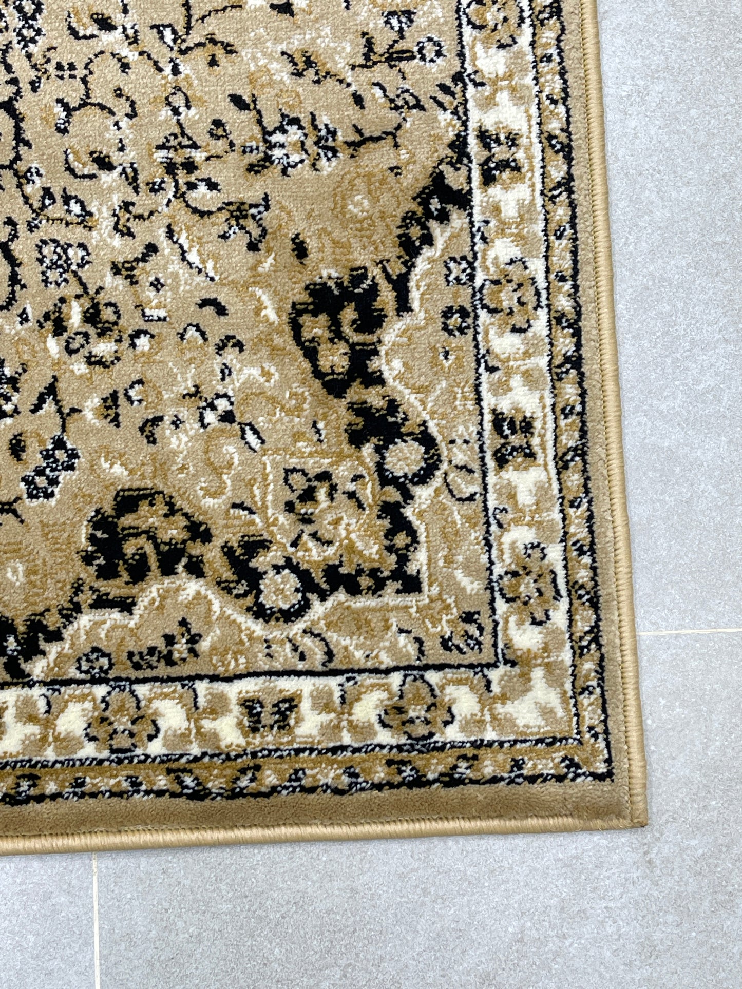 Beige  Persian Polypropylene Woven Rug.  Size : 2.6 ft width x 6.6 ft length  (80 cm x 200cm)