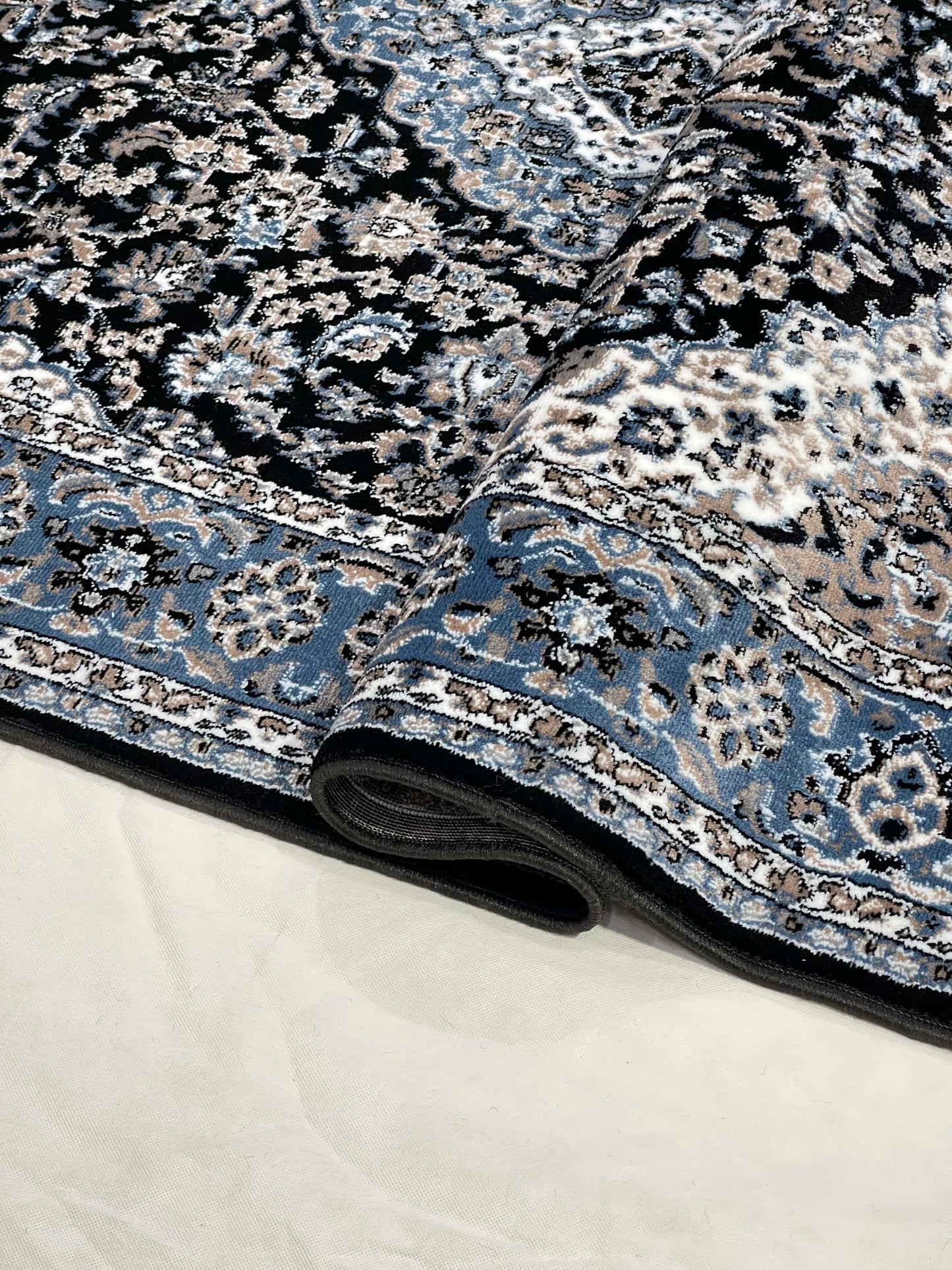 Persian polypropylene Rug,back woven(Article-01-Black ,Blue )
Size : 5ft width  x 7.3ft length (150cm x 220cm)