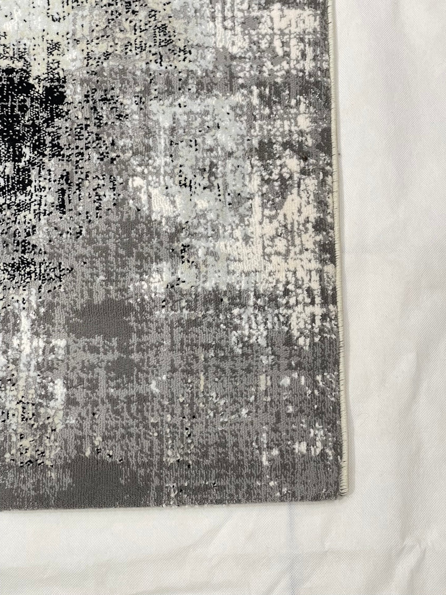 Irani Vintage Woven Rug.
 Article -2047-Grey
Size: 4 ft width x 6 ft length ( 120cm x 180 cm)
