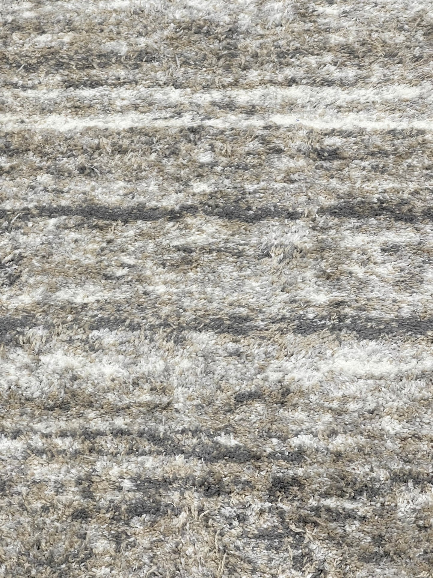 Turkish Shaggy Rug With Woven Back.  Size : 5 Ft Width x 7.3 Ft Length (160cm x 220cm) Article-09-Off White, Grey