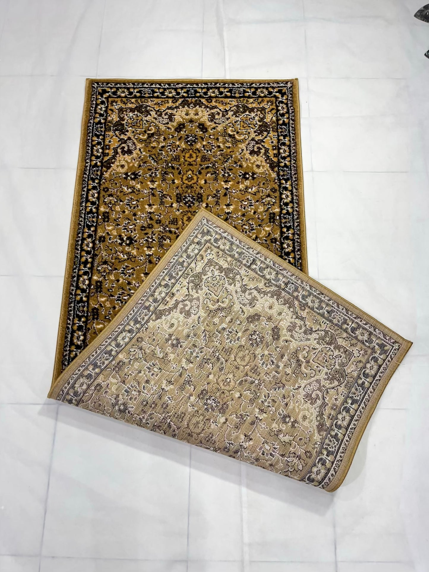 Beige Persian Polypropylene Woven Rug.
 Size : 2.6 ft width x 6.6 ft length
 (80 cm x 200cm)