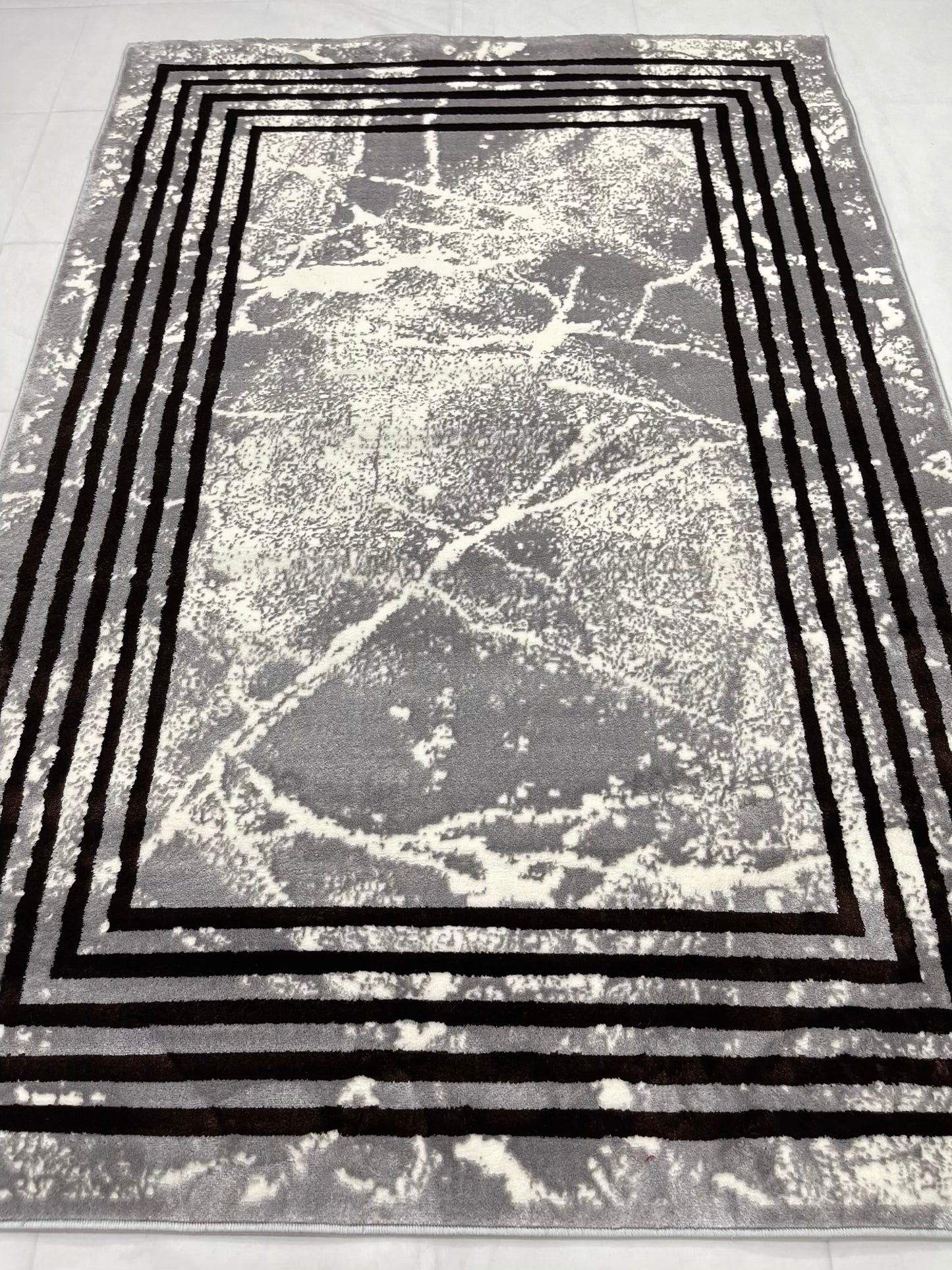 Pakistani Silk Woven Rug.(Article-1465-Grey ) Size : 5ft width  x 7.3ft length (150cm x 220cm)