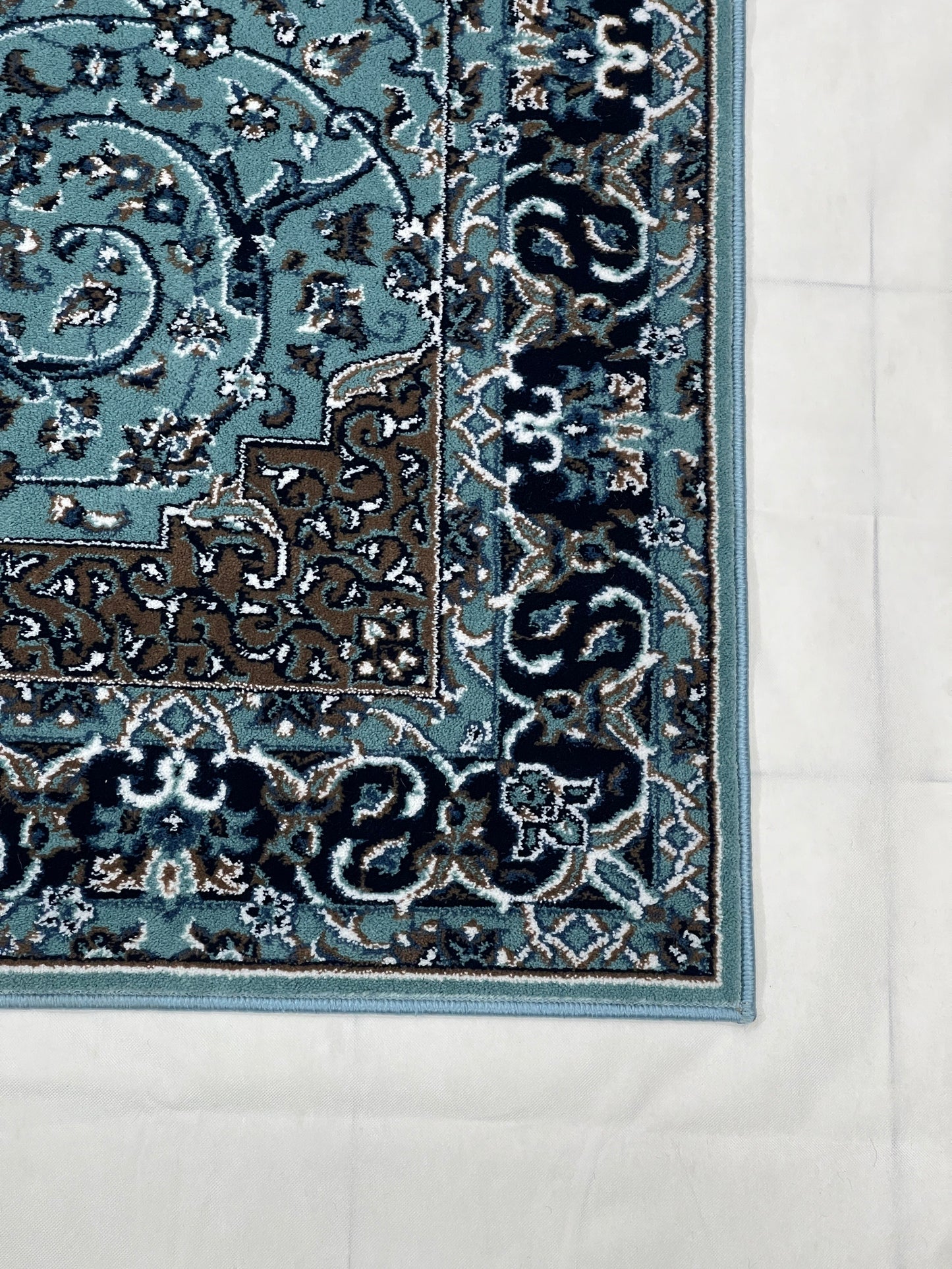 Persian Polypropylene Rug,back woven(Article-19-Feroze)
Size : 5ft width  x 7.3ft length (150cm x 220cm)