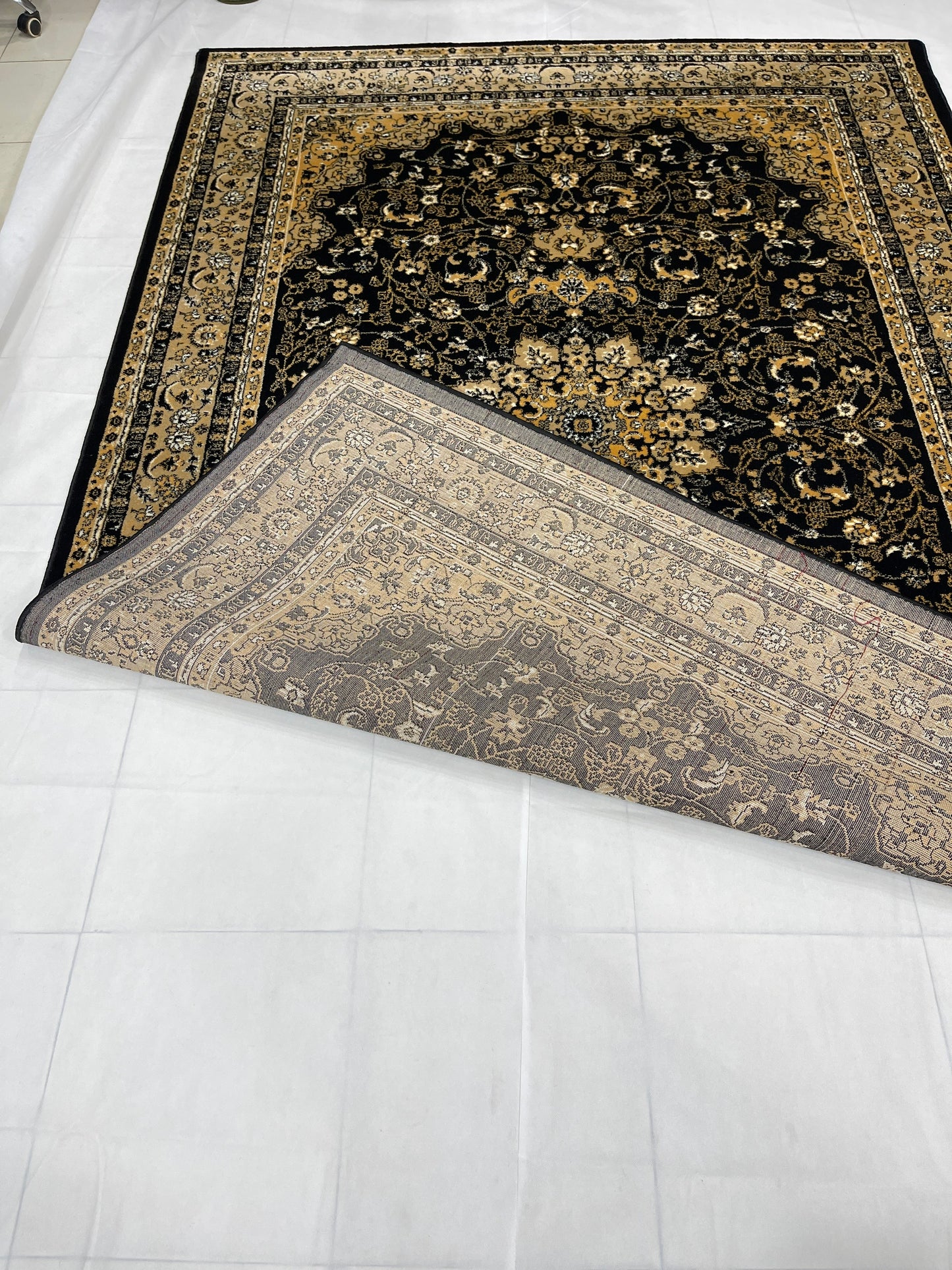 Persian polypropylene Rug,back woven(Article-19-Black)
Size : 6.6 ft width x 9.6 ft length (200cm x 290cm)