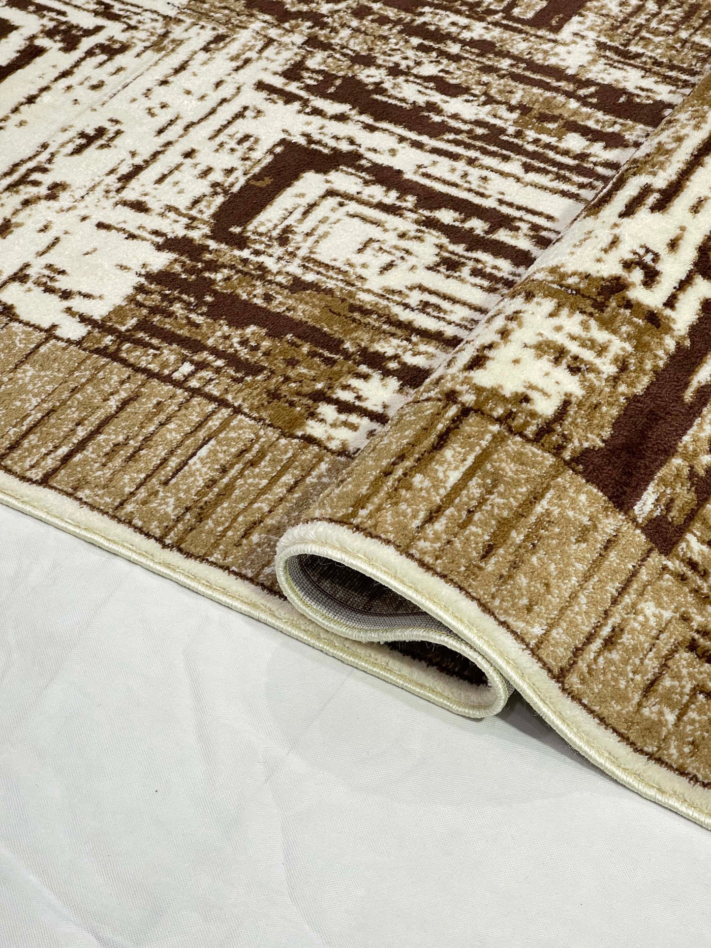 Modern polypropylene Rug,back woven(Article-1788-Off white )
Size : 4 ft width x 5.6 ft length ( 120 cm x 170 cm)