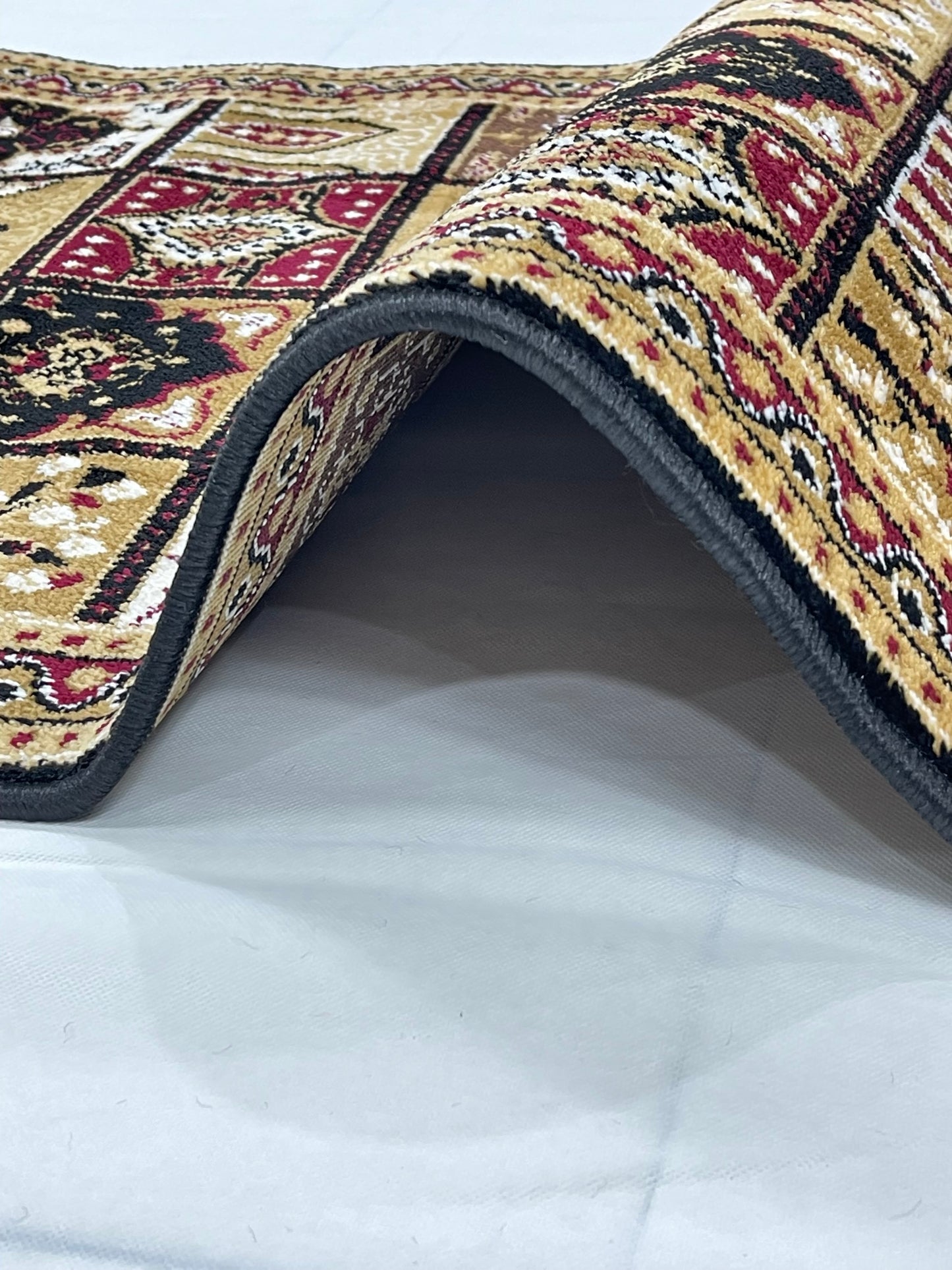 Black  Persian Polypropylene Woven Rug.  Size : 2.6 ft width x 6.6 ft length  (80 cm x 200cm)