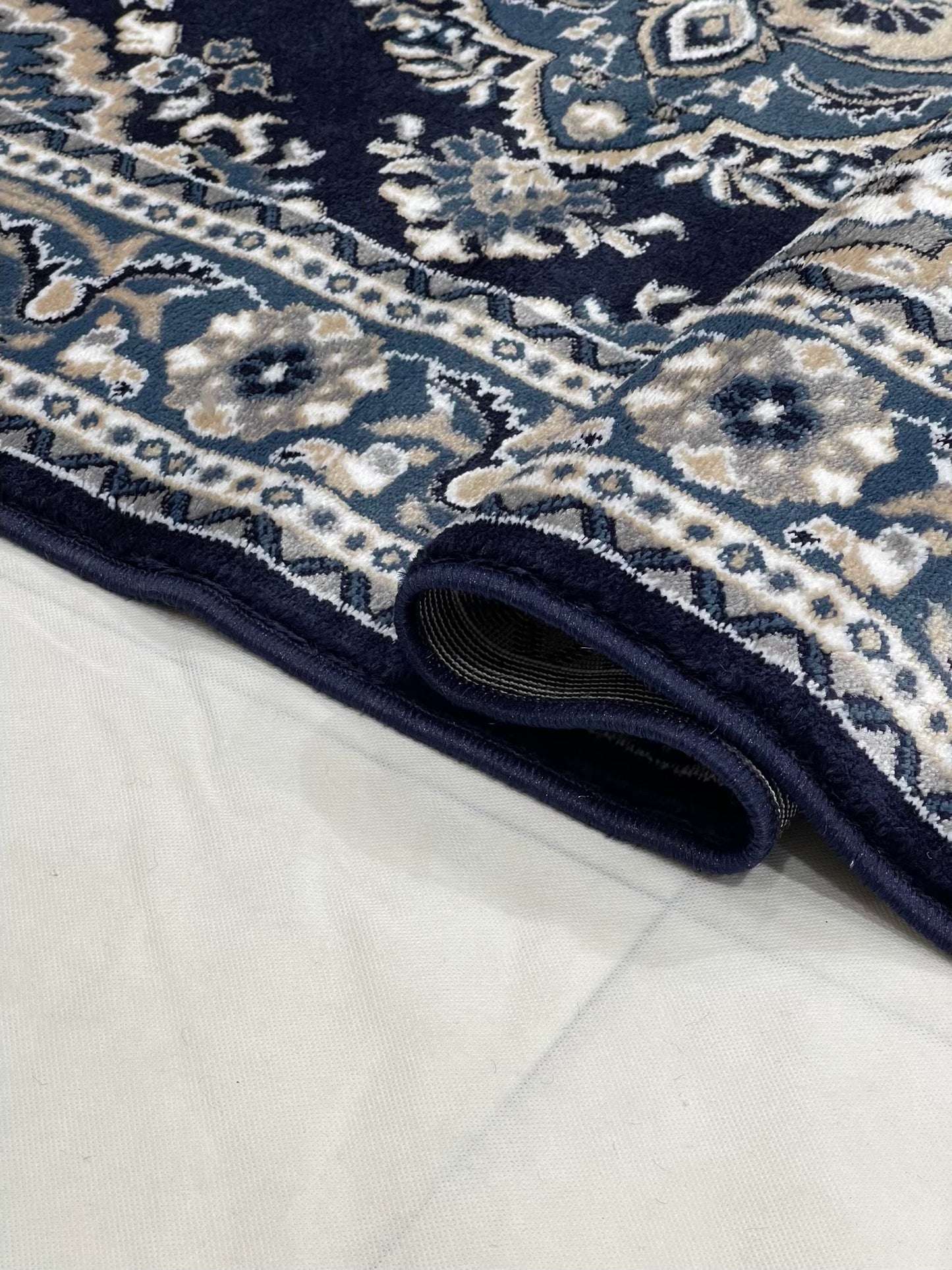 Persian polypropylene Rug,back woven(Article-35-Blue )
Size : 5ft width  x 7.3ft length (150cm x 220cm)