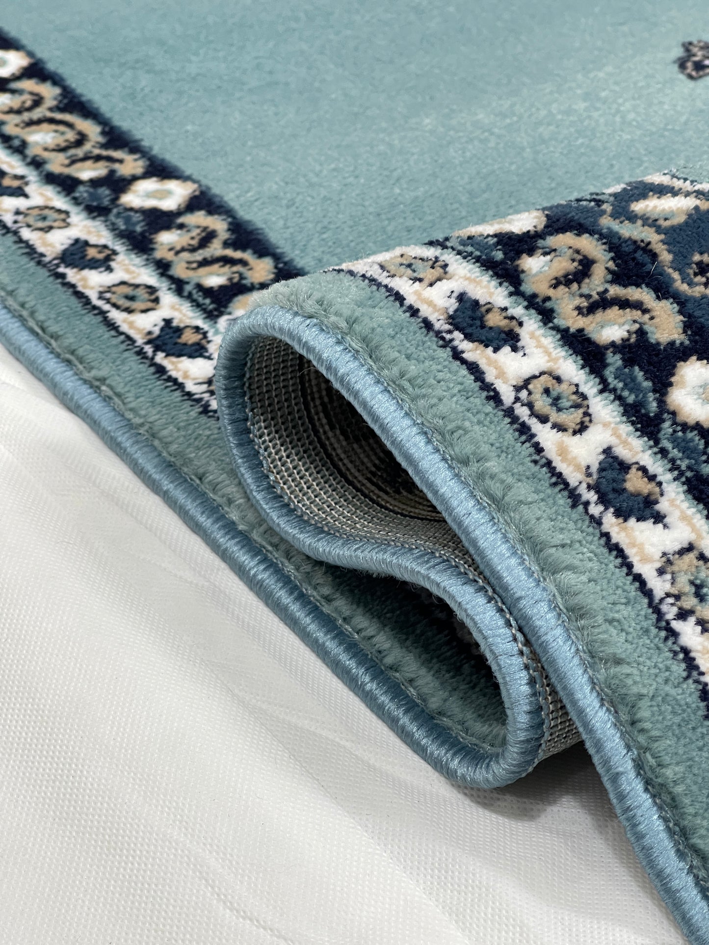 Feroze Persian Polypropylene Woven Rug.
 Size : 2.6 ft width x 6.6 ft length
 (80 cm x 200cm)