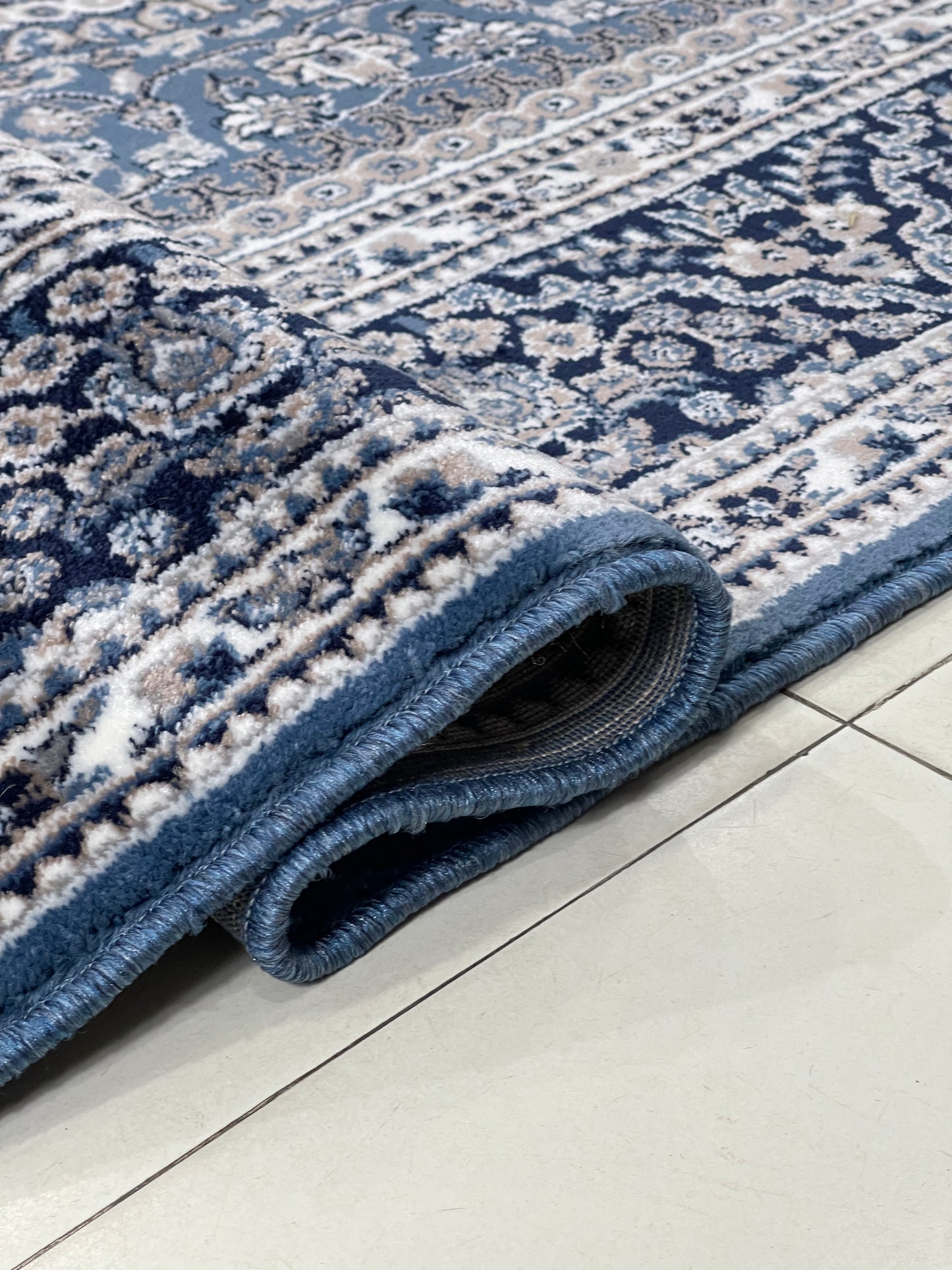 Persian polypropylene Rug,back woven(Article-22-Blue)
Size : 6.6 ft width x 9.6 ft length (200cm x 290cm)