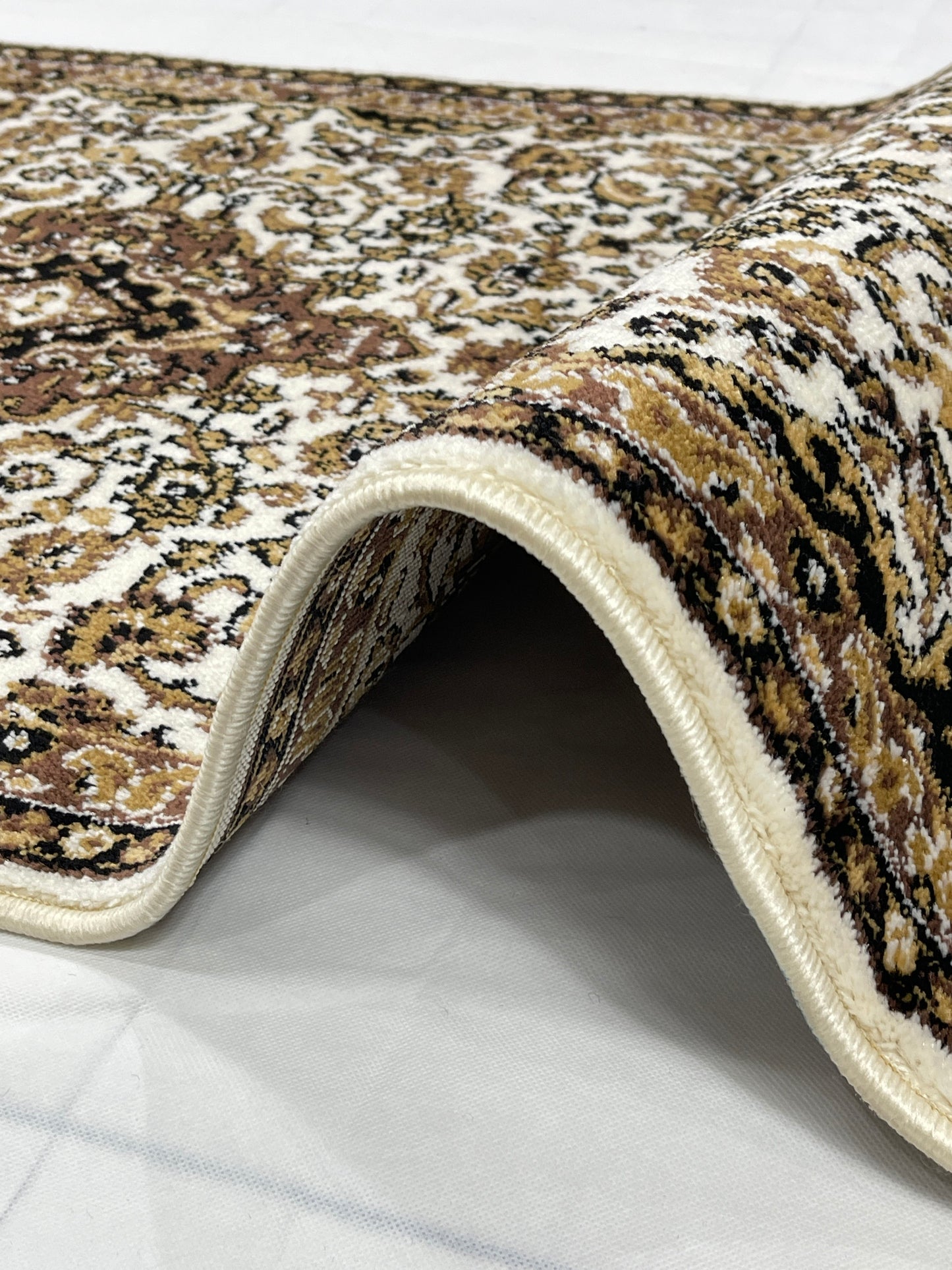 Off white Persian Polypropylene Woven Rug.
 Size : 2.6 ft width x 6.6 ft length
 (80 cm x 200cm)