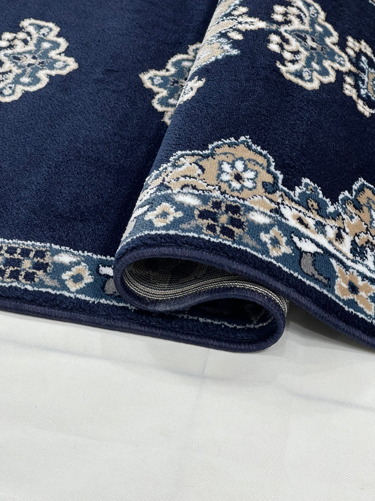 Blue Persian Polypropylene Woven Rug.
 Size : 2.6 ft width x 6.6 ft length
 (80 cm x 200cm)