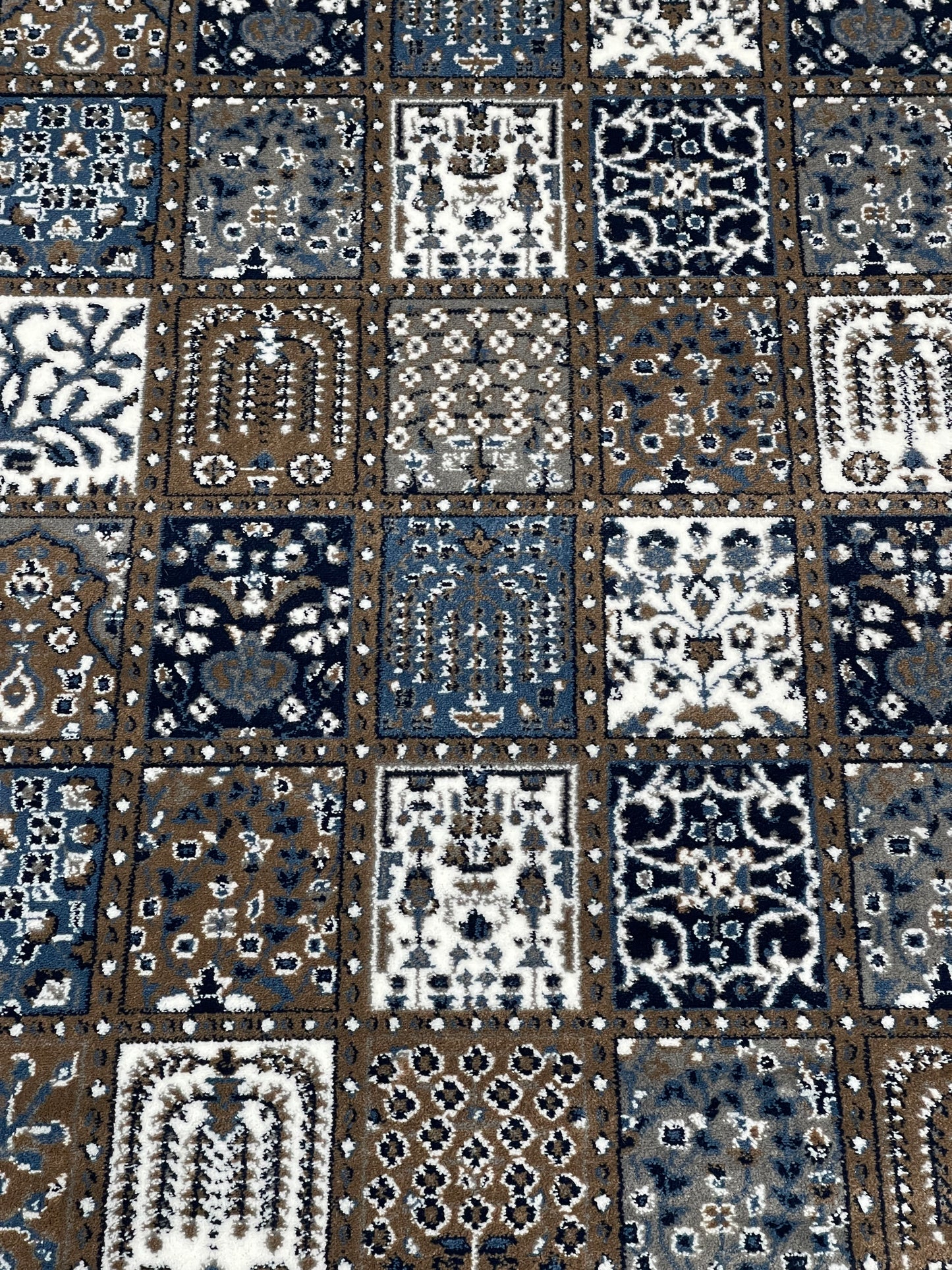 Persian Polypropylene Rug,back woven(Article-26-Mink) Size : 5ft width  x 7.3ft length (150cm x 220cm)