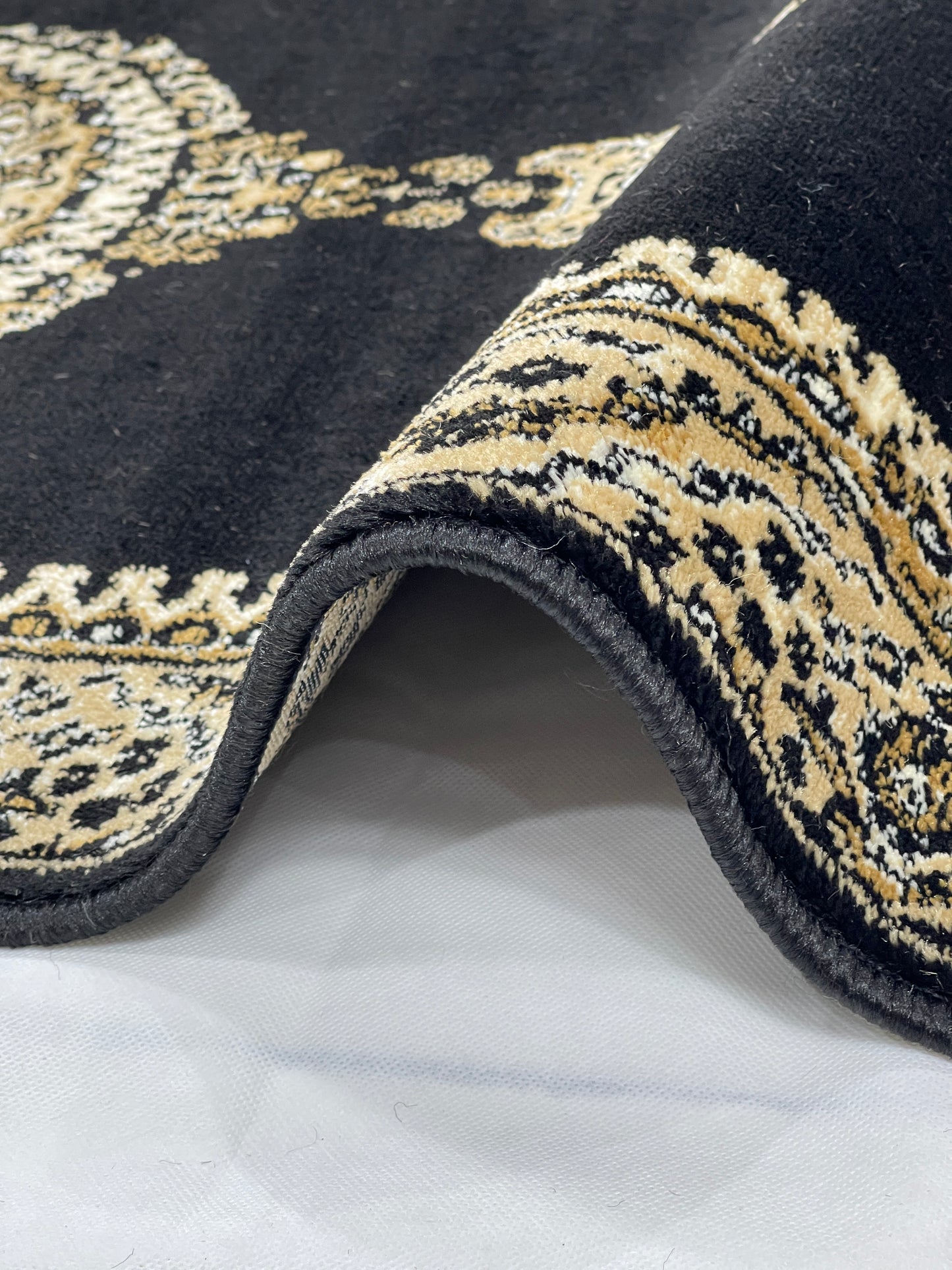 Black persian Polypropylene Woven Rug.  Size : 2.6 ft width x 6.6 ft length  (80 cm x 200cm)