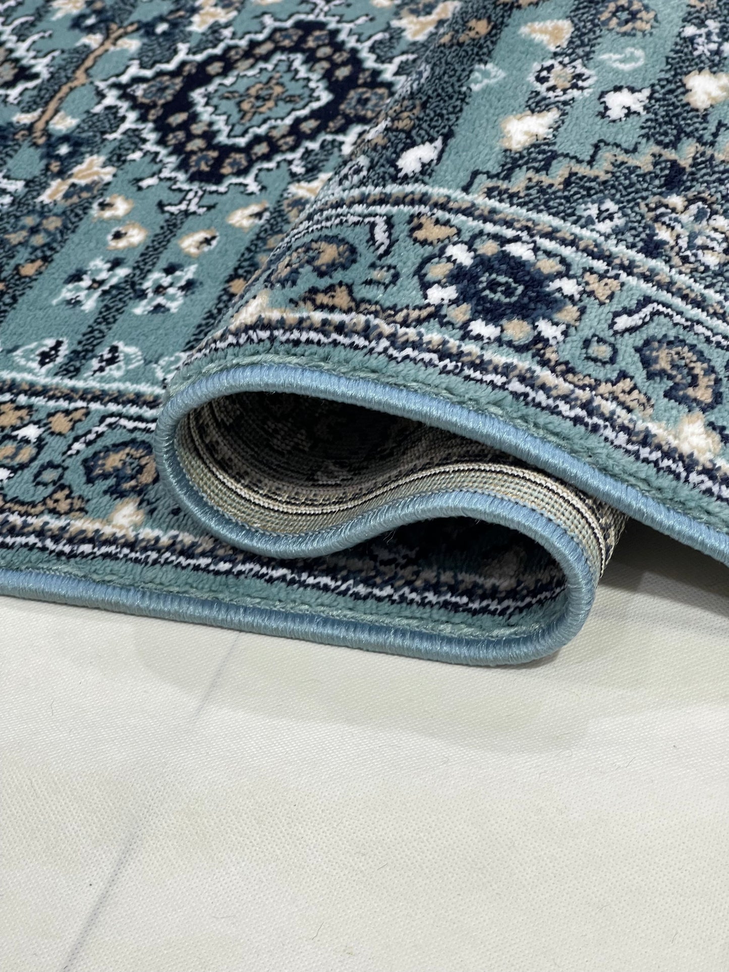 Feroze Persian Polypropylene Woven Rug.  Size : 2.6 ft width x 6.6 ft length  (80 cm x 200cm)