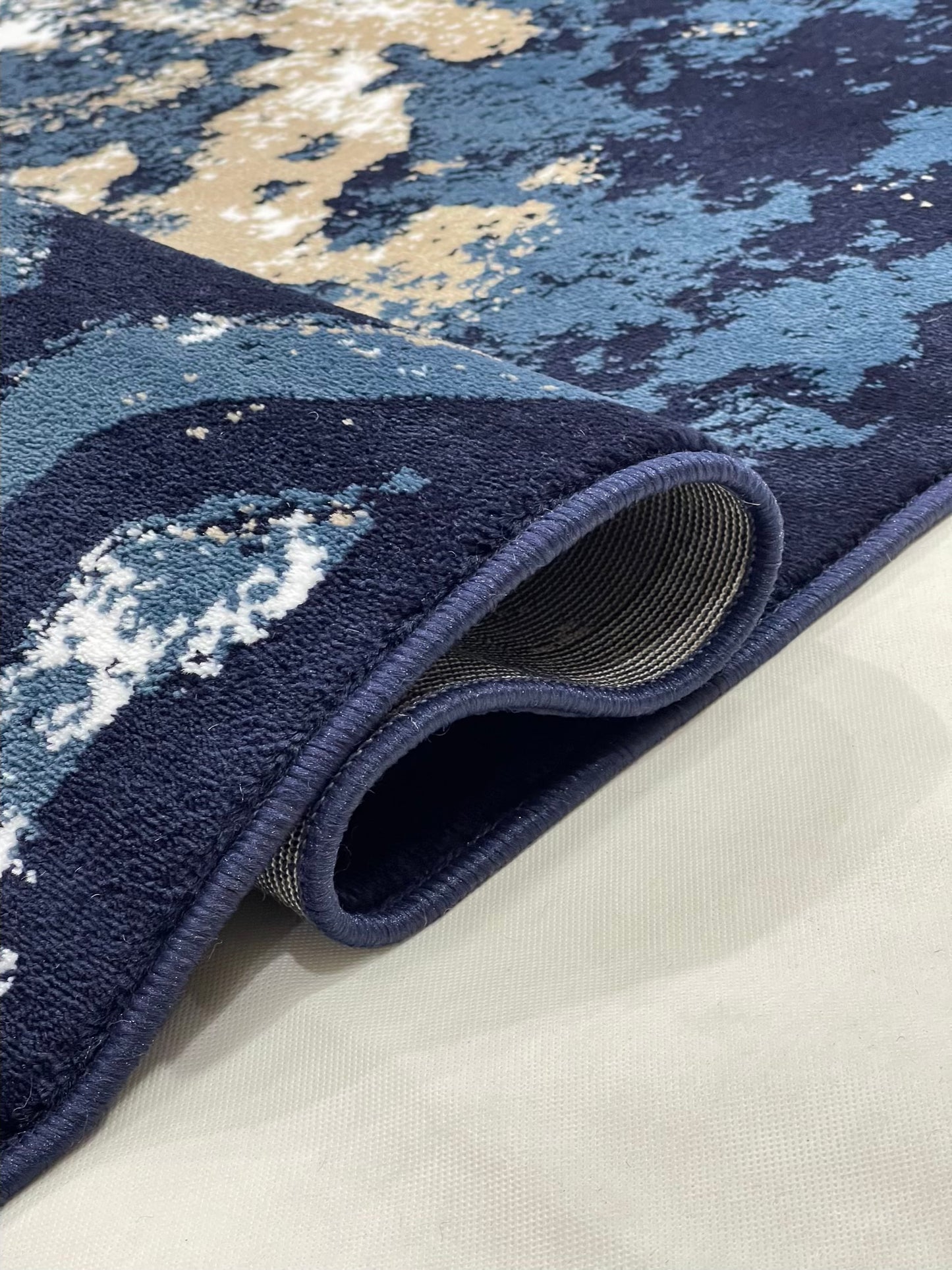 Modern Polypropylene Rug Back Woven(Article-381-Blue)