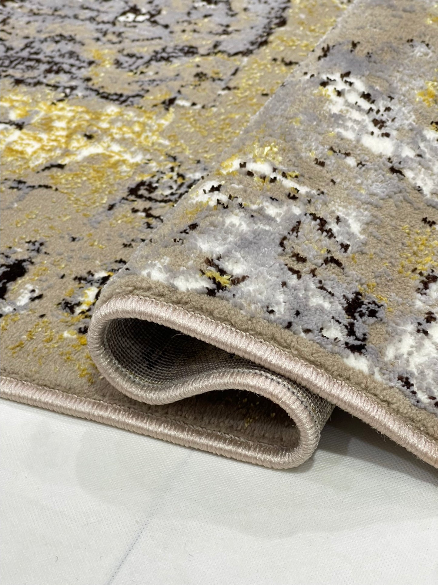Pakistani Silk Woven Rug.(Article-1450-Beige)
Size : 3 ft width x 5 ft length ( 100cm x 150cm)