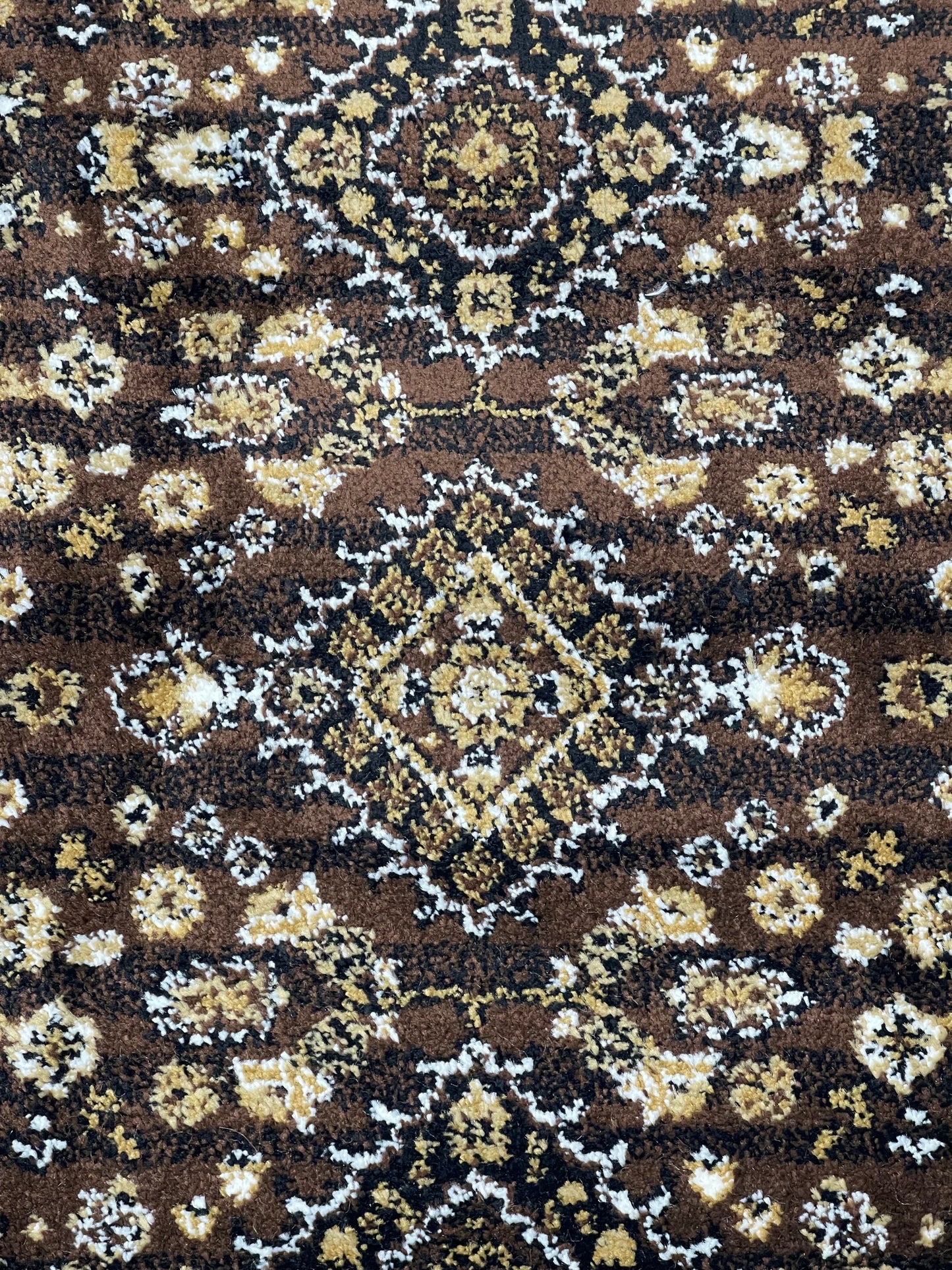 Brown  Persian Polypropylene Woven Rug.  Size : 2.6 ft width x 6.6 ft length  (80 cm x 200cm)