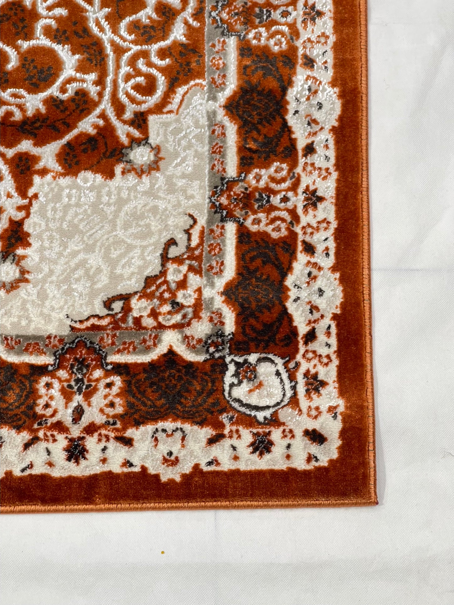 Turkish Top Quality Silk.(Article-1074-Rust) Size: 3 ft width x 5 ft length ( 100cm x 150cm)