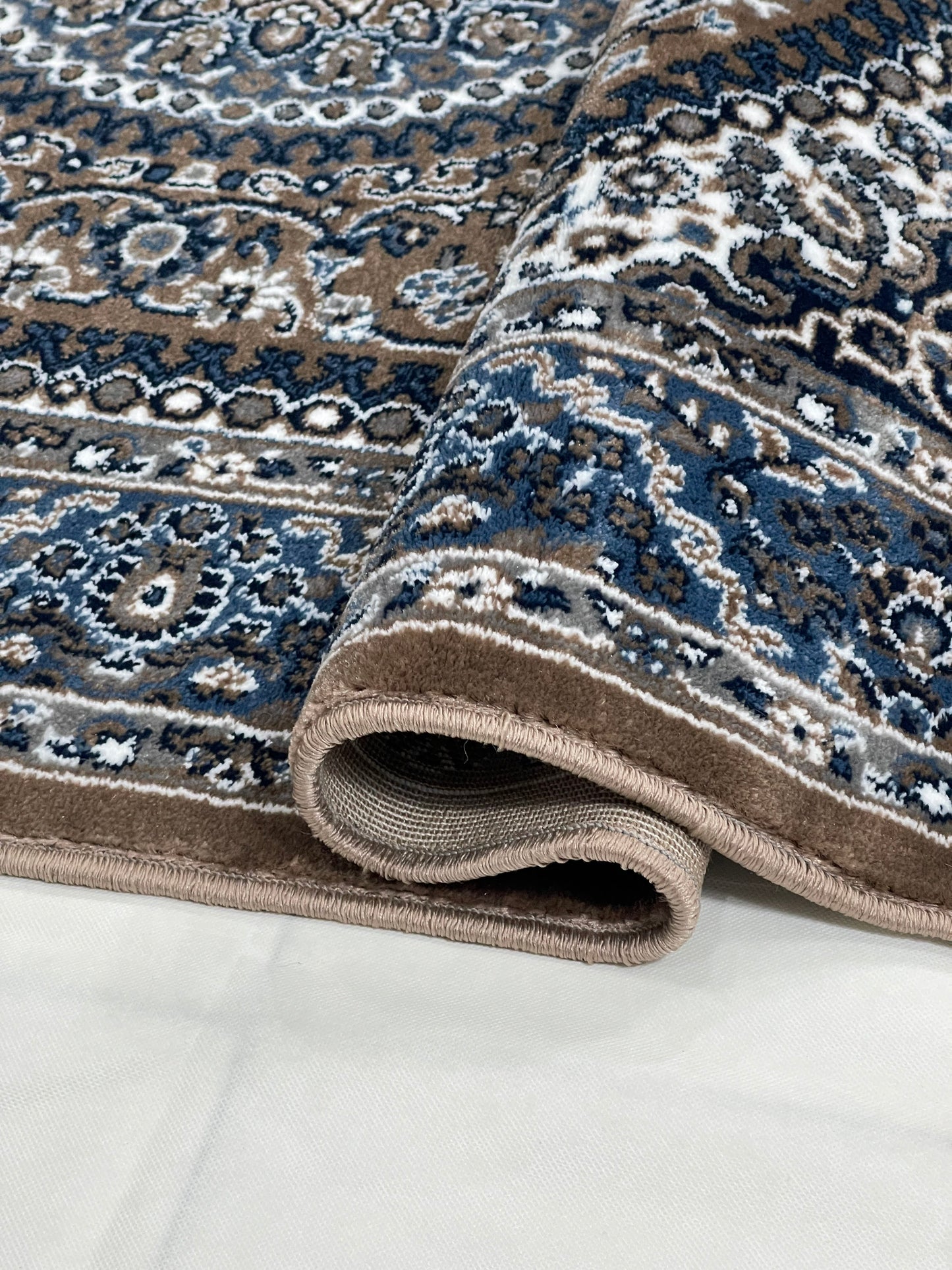 Persian  Polypropylene Rug,back woven(Article-22-Mink)
Size : 5ft width  x 7.3ft length (150cm x 220cm)