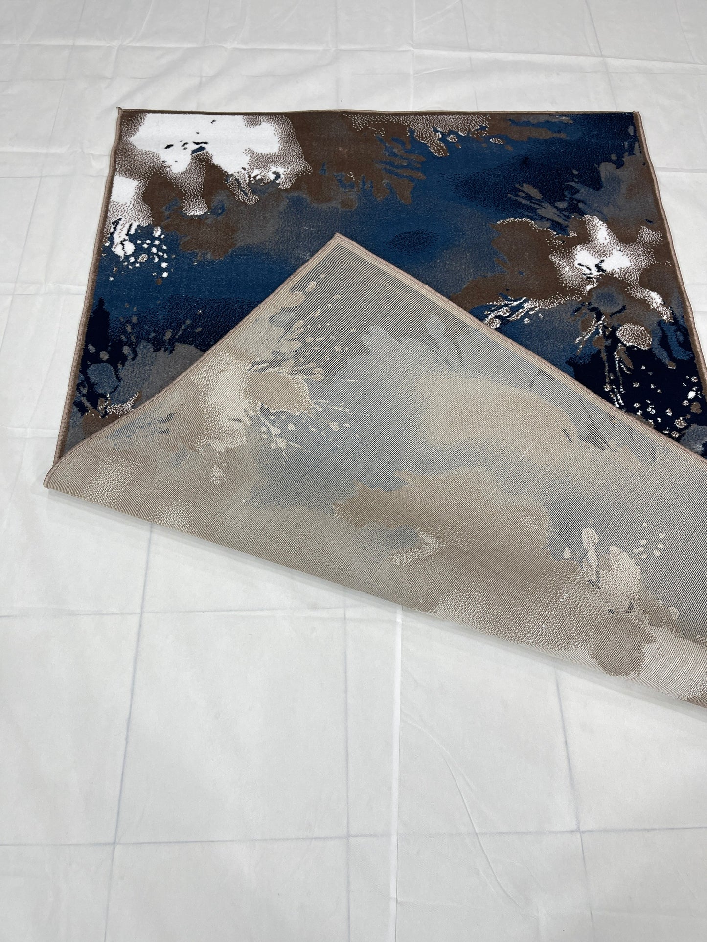 Modern polypropylene Rug,back woven(Article-6774-Mink ) Size : 5ft width  x 7.3ft length (150cm x 220cm)