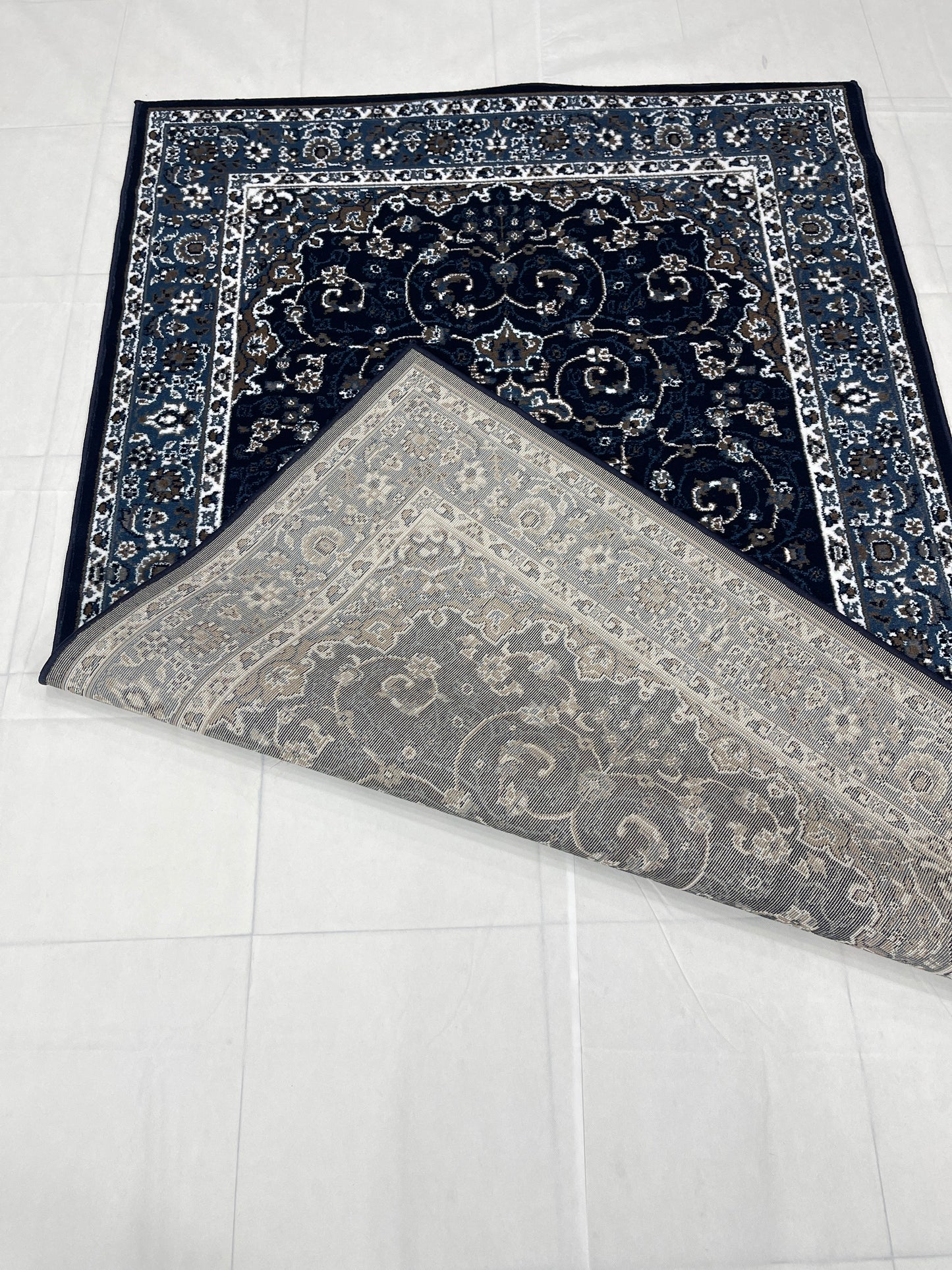 Persian Polypropylene Rug,back woven(Article-19-Blue)
Size : 5ft width  x 7.3ft length (150cm x 220cm)