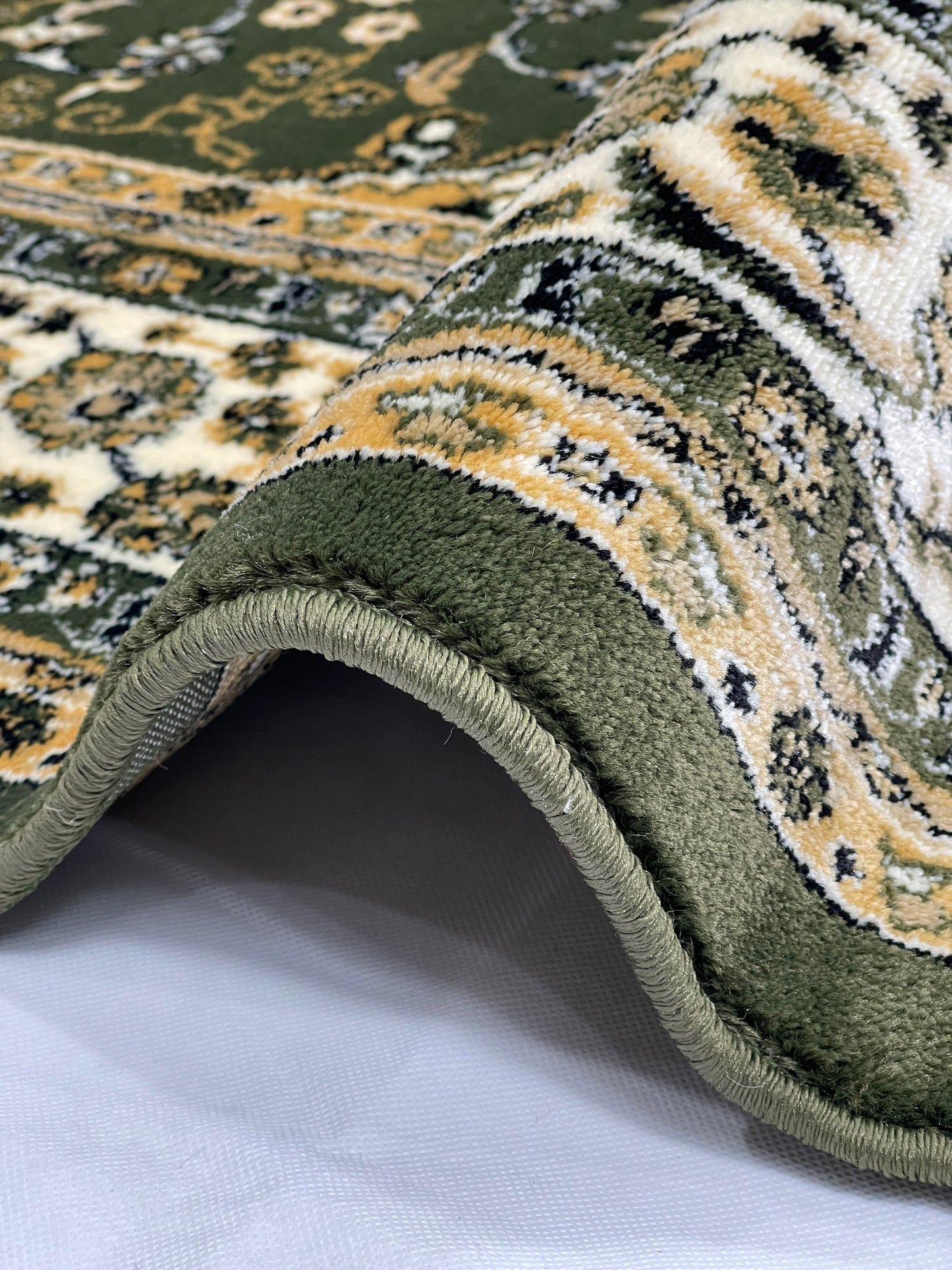 Persian polypropylene Rug,back woven(Article-19-Green)
Size : 6.6 ft width x 9.6 ft length (200cm x 290cm)