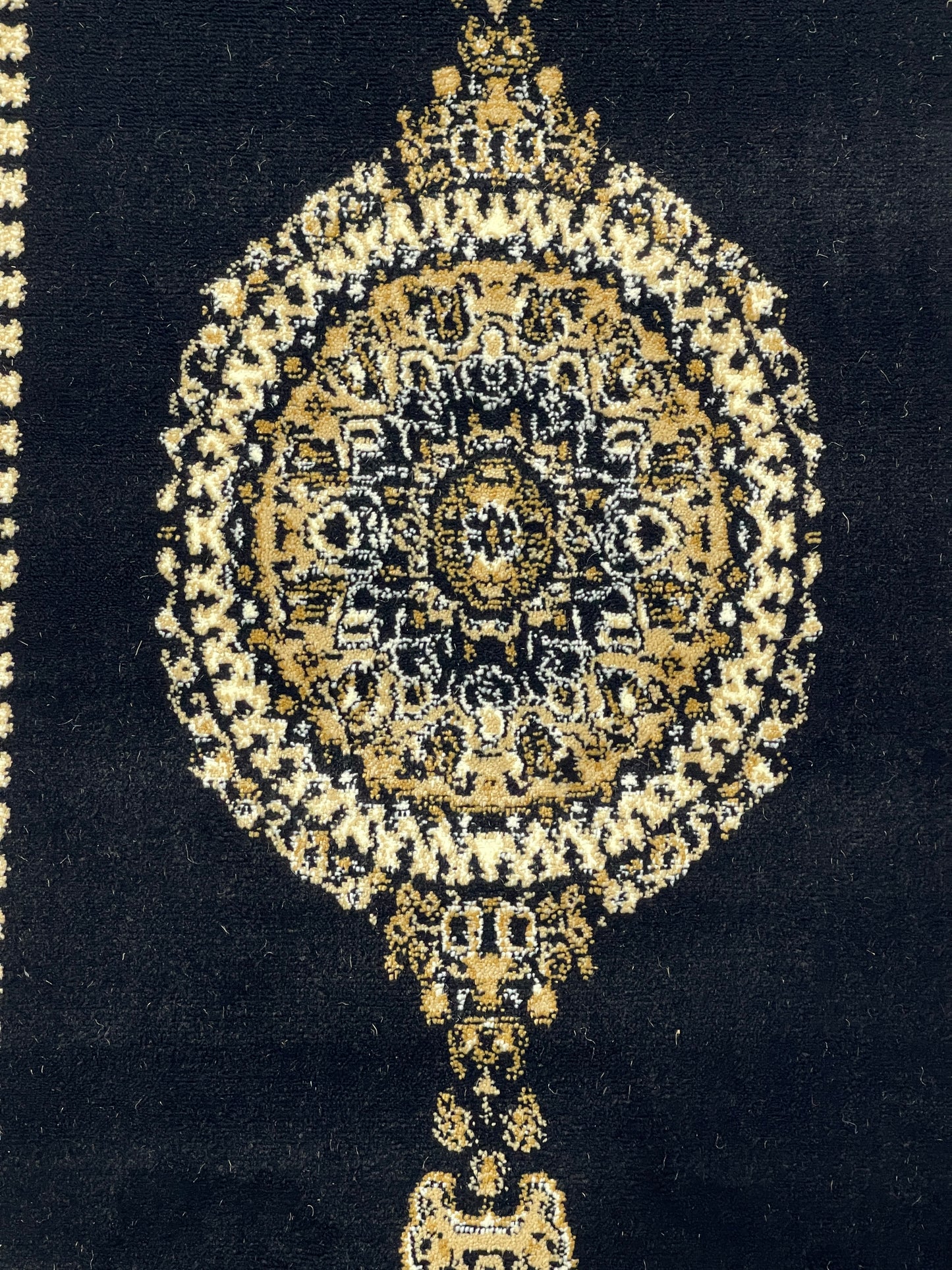 Black persian Polypropylene Woven Rug.  Size : 2.6 ft width x 6.6 ft length  (80 cm x 200cm)