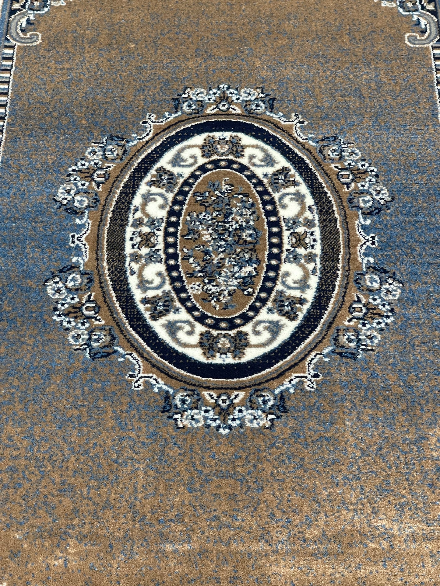 Modern Polypropylene Rug,back woven(Article-75-Mink)
Size : 5ft width  x 7.3ft length (150cm x 220cm)