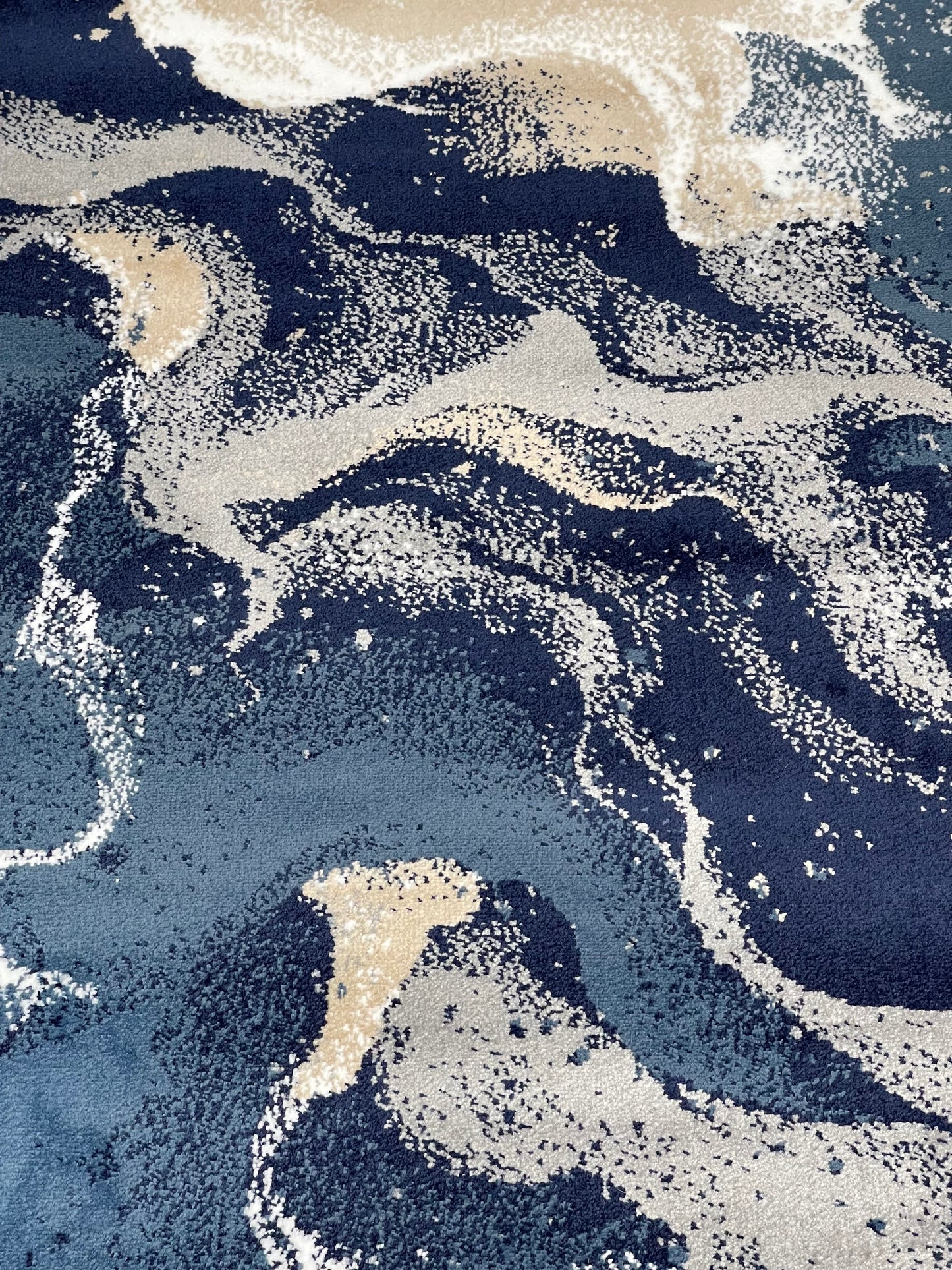 Blue modern Polypropylene Woven Rug.  Size : 2.6 ft width x 6.6 ft length  (80 cm x 200cm)