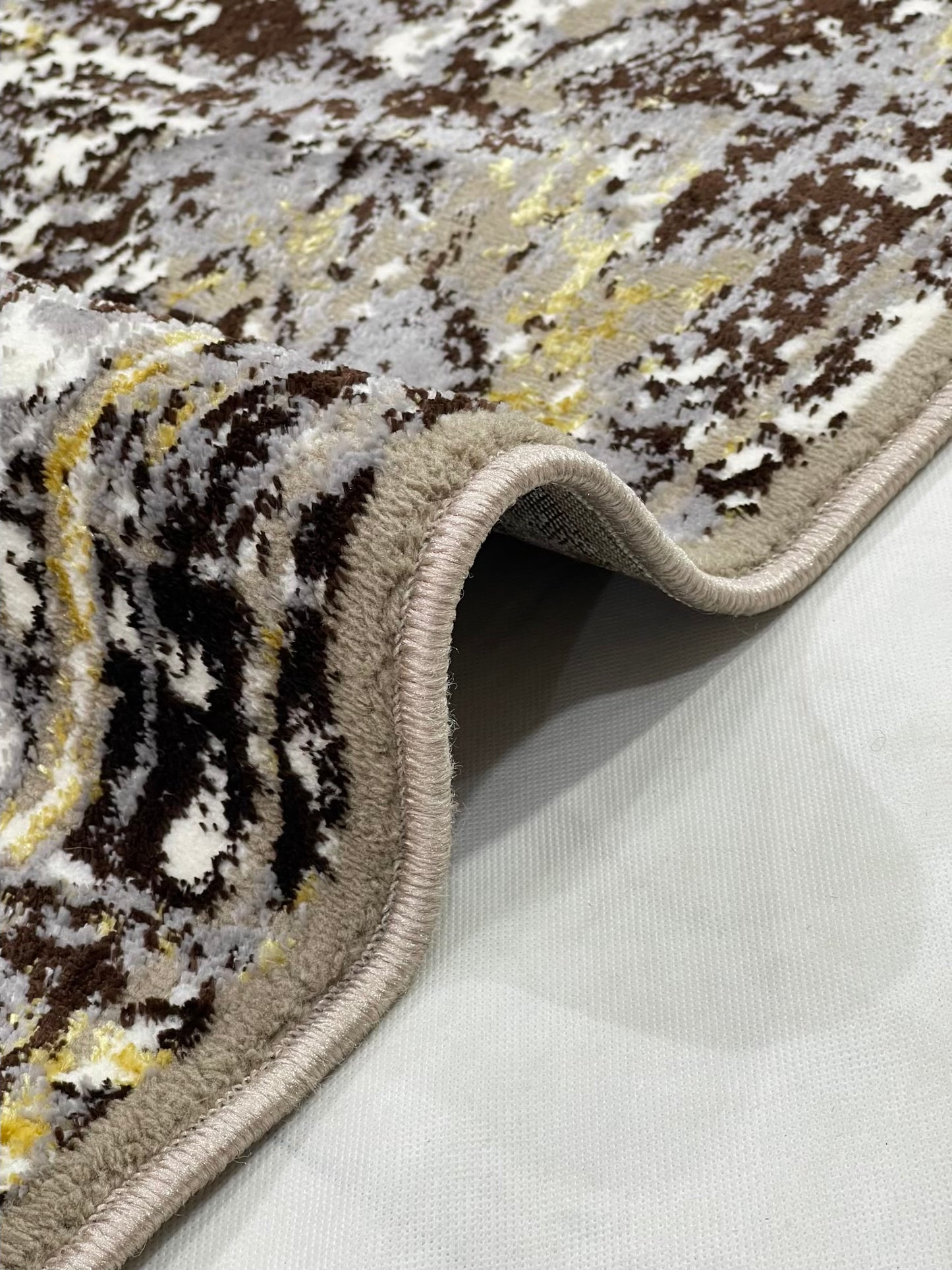 Pakistani Silk Woven Rug.(Article-1466-Light Beige , Gold ) Size : 5ft width  x 7.3ft length (150cm x 220cm)