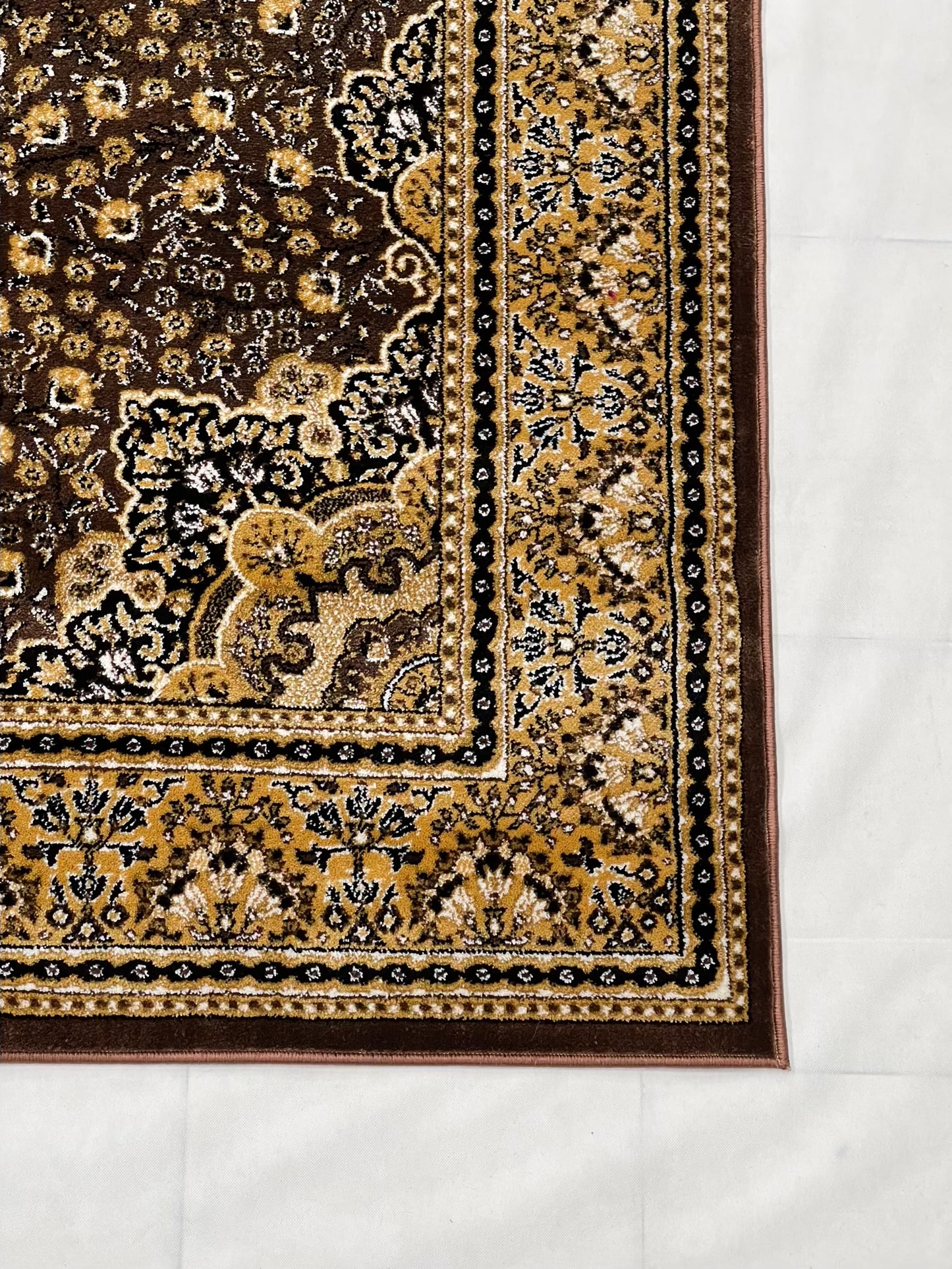 Persian polypropylene Rug,back woven (Article-04-Brown )
size: 6.6 ft width x 9.6 ft length (200cm x 290cm)