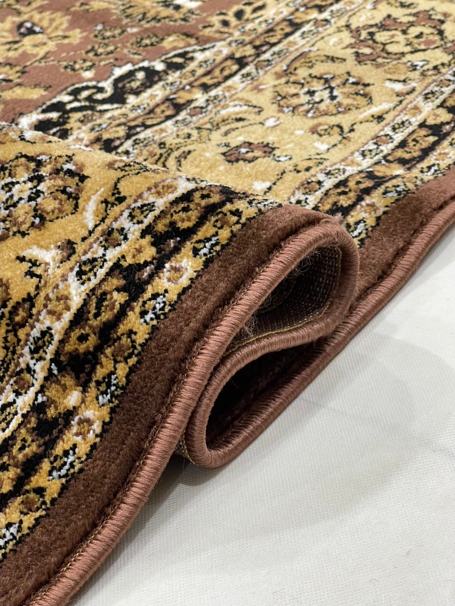 Persian  polypropylene Rug,back woven(Article-01-Brown)
Size : 6.6 ft width x 9.6 ft length (200cm x 290cm)