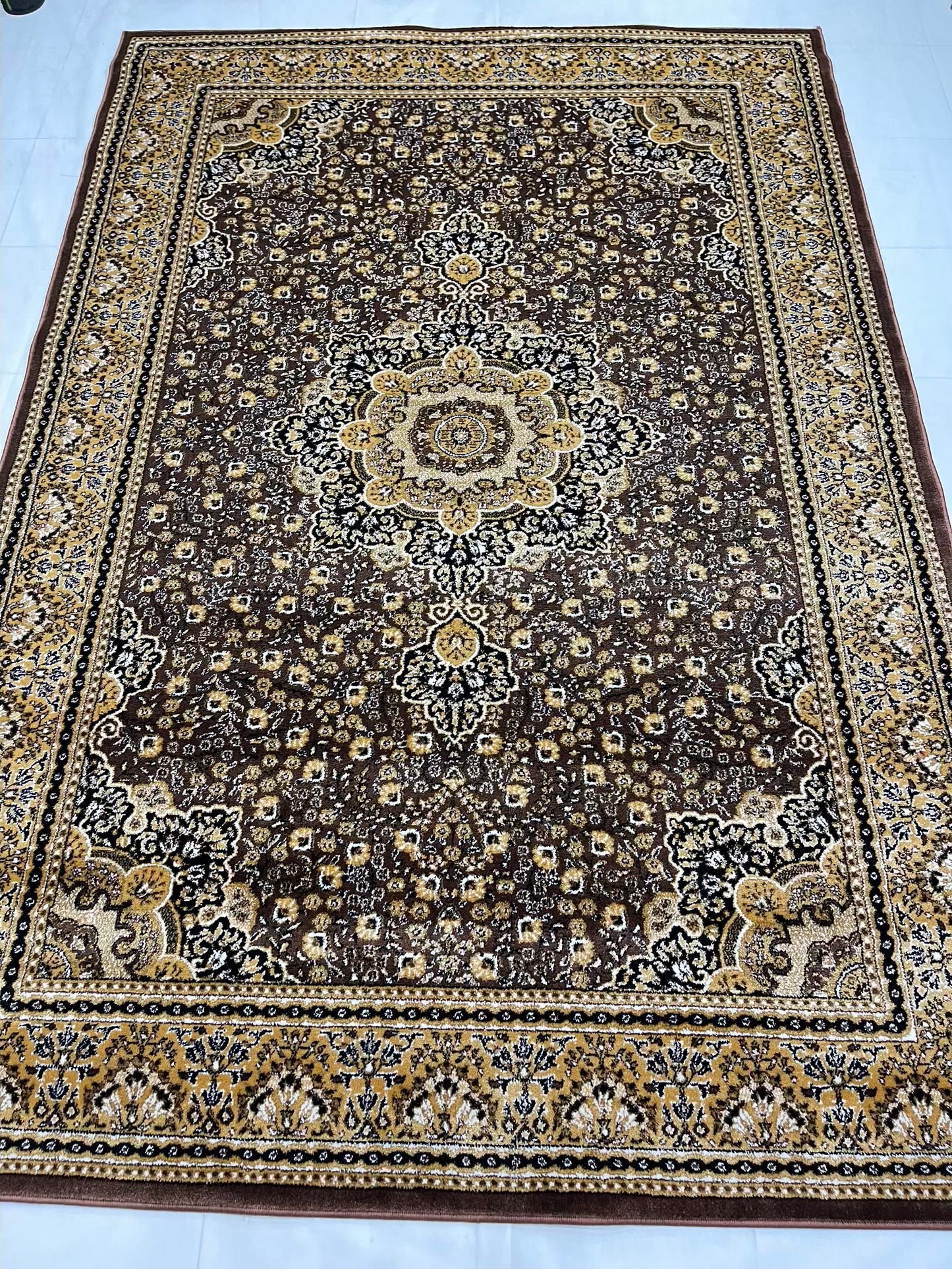 Persian polypropylene Rug,back woven (Article-04-Brown )
size: 6.6 ft width x 9.6 ft length (200cm x 290cm)