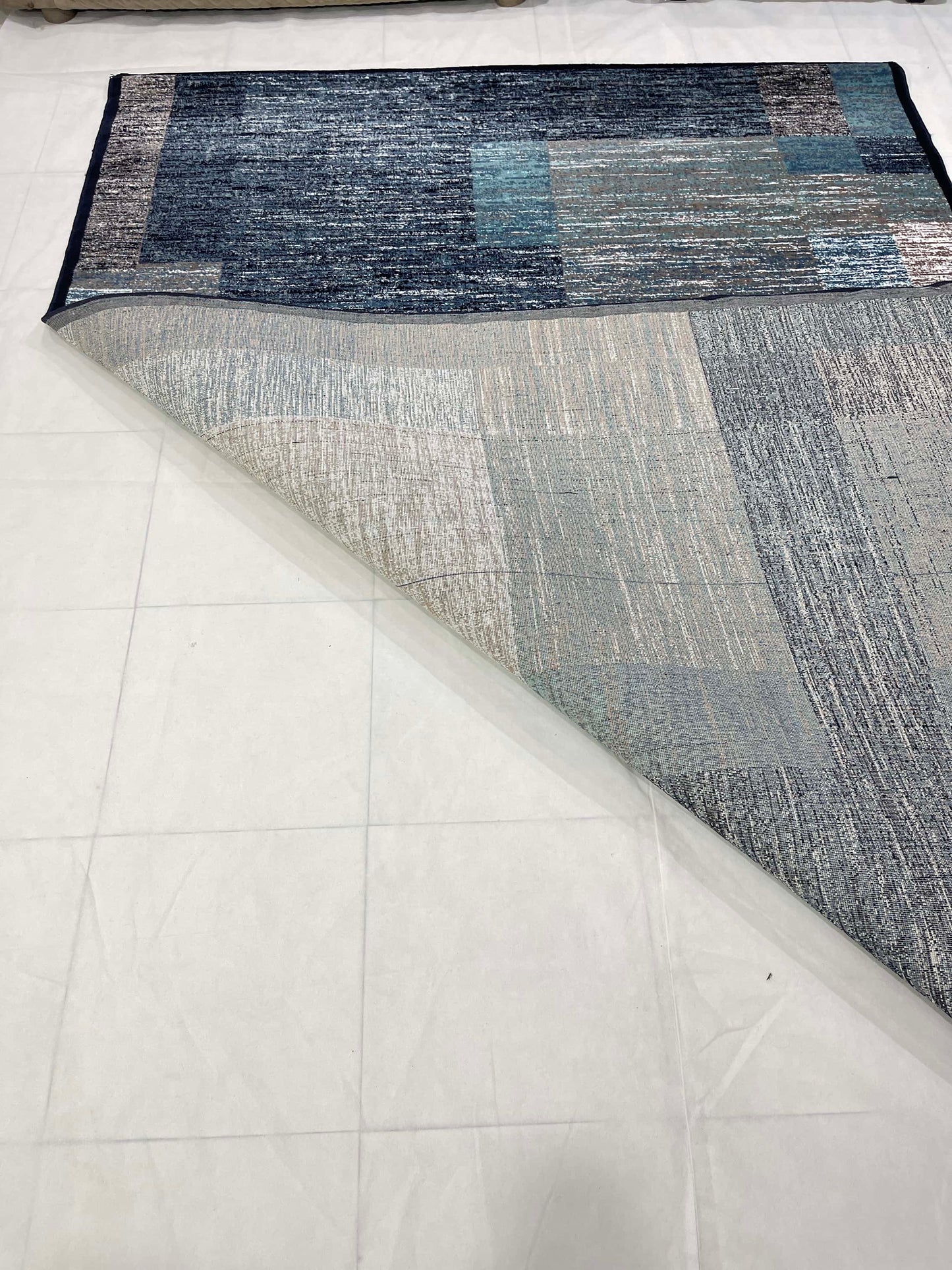 Modern  Polypropylene Rug,Back Woven(Article-6871-Blue)
Size : 6.6 ft width x 9.6 ft length (200cm x 290cm)