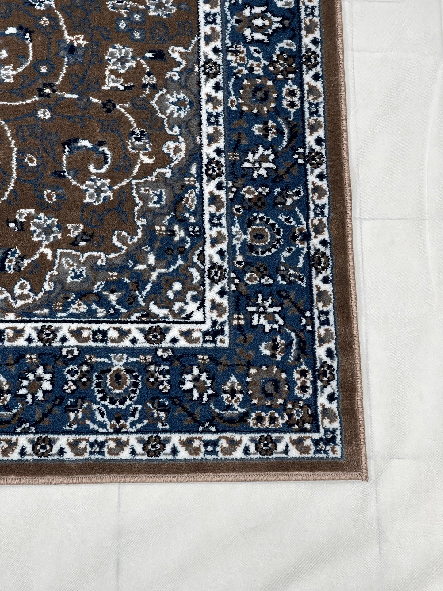 Persian polypropylene Rug,back woven(Article-19-Mink)
5 ft width x 7.3 ft length