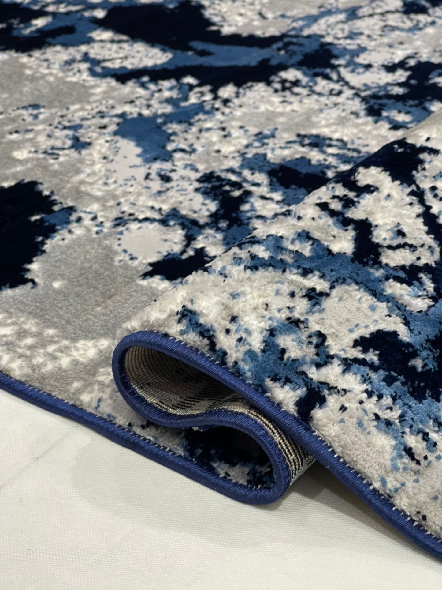 Turkish Top Quality Silk.(Article-1072-Blue) Size: 3 ft width x 5 ft length ( 100cm x 150cm)