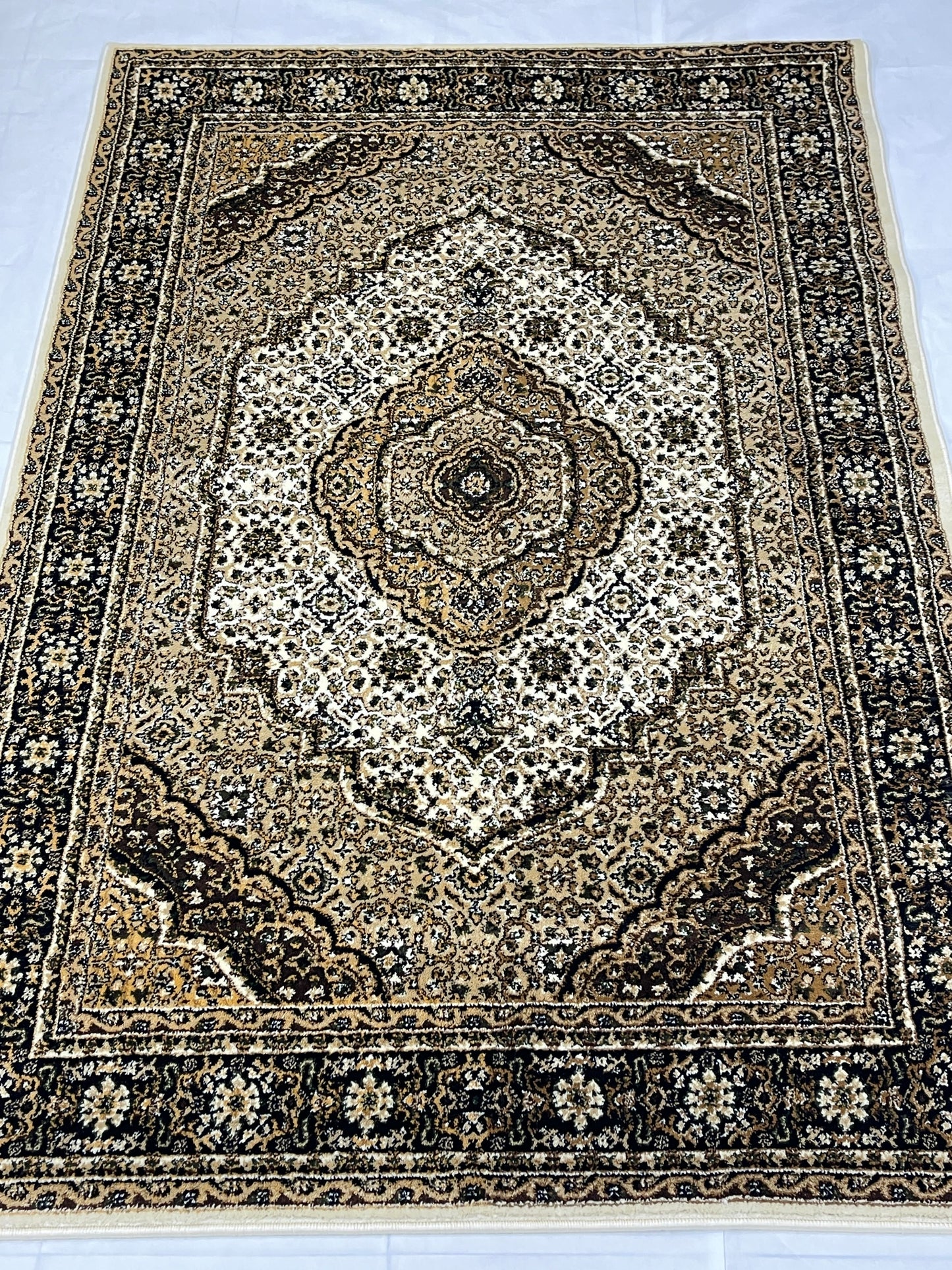 Persian polypropylene Rug,back woven(Article-99-Off white)