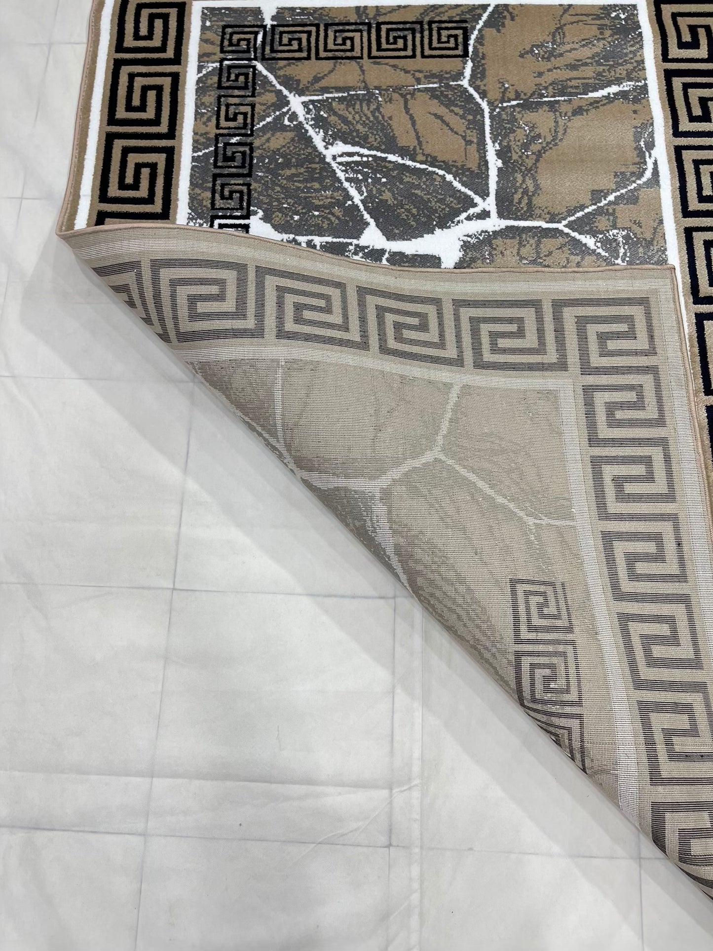 Versace  Polypropylene woven Rug.
Article-1299-Mink
Size : 5ft width  x 7.3ft length (150cm x 220cm)