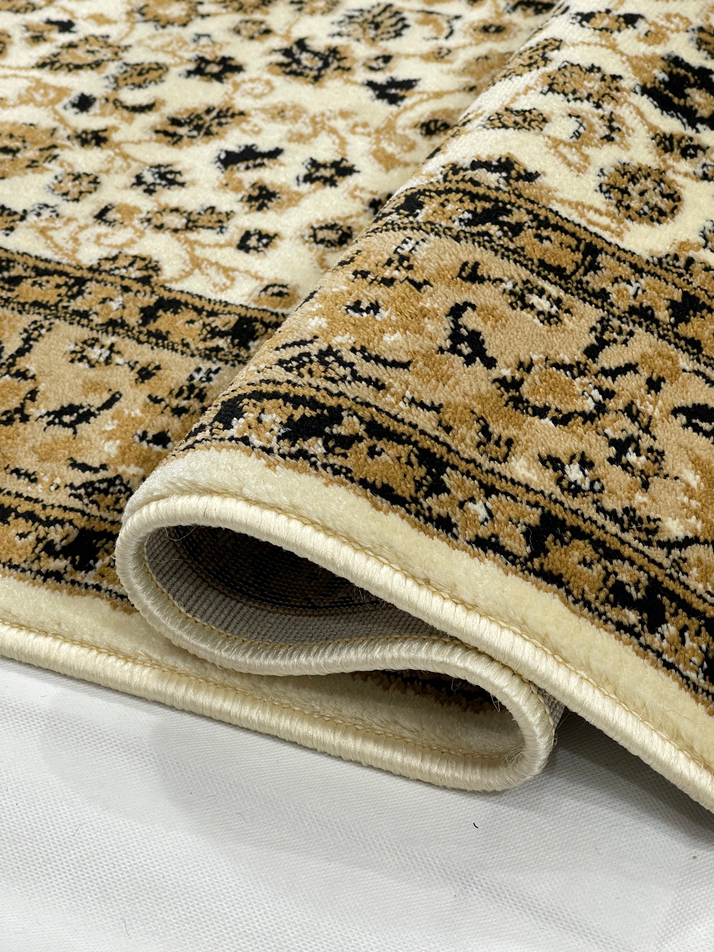 Persian polypropylene Rug,back woven(Article-140-Off white)