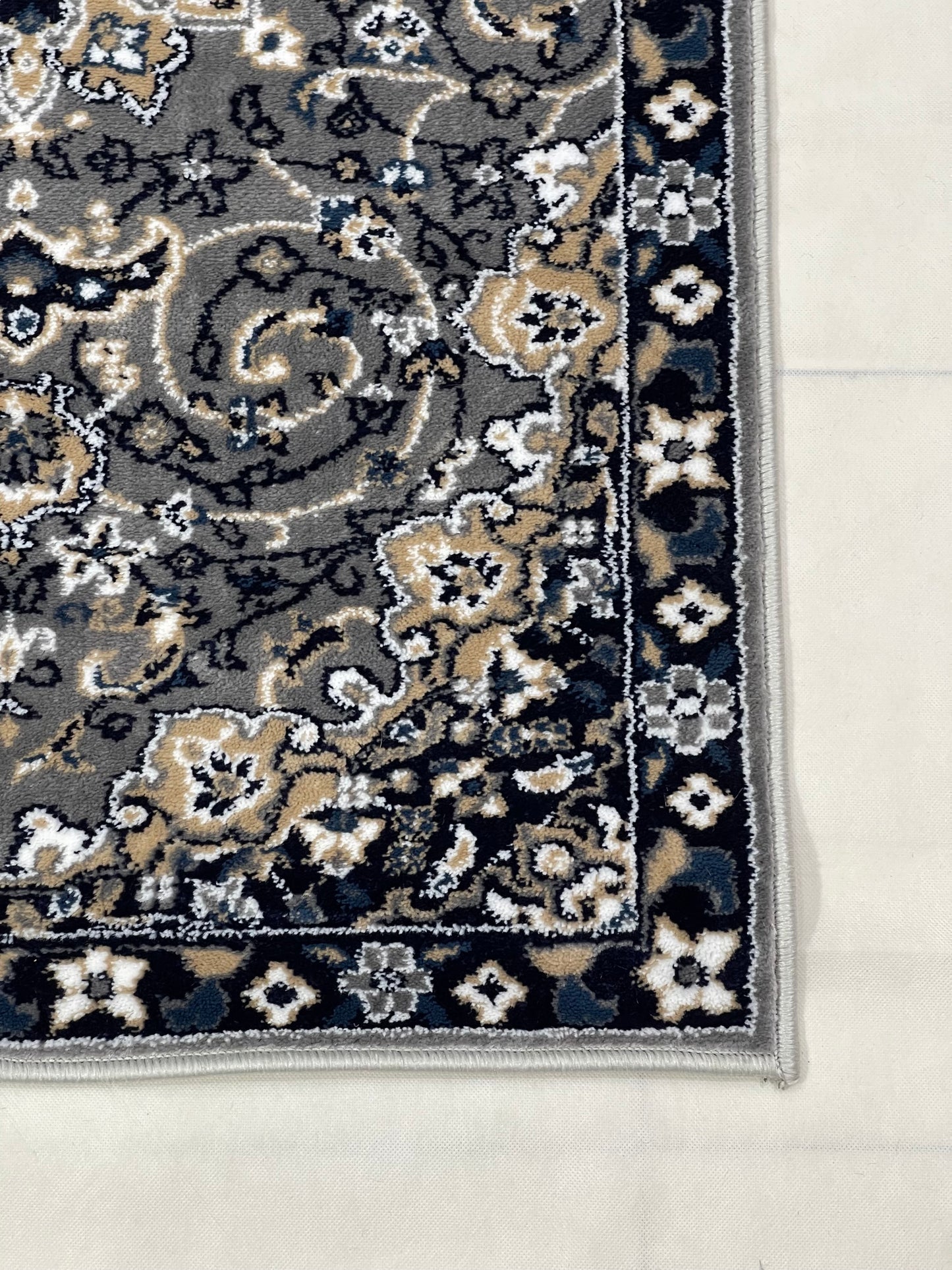 Grey Persian Polypropylene Woven Rug.  Size : 2.6 ft width x 6.6 ft length  (80 cm x 200cm)