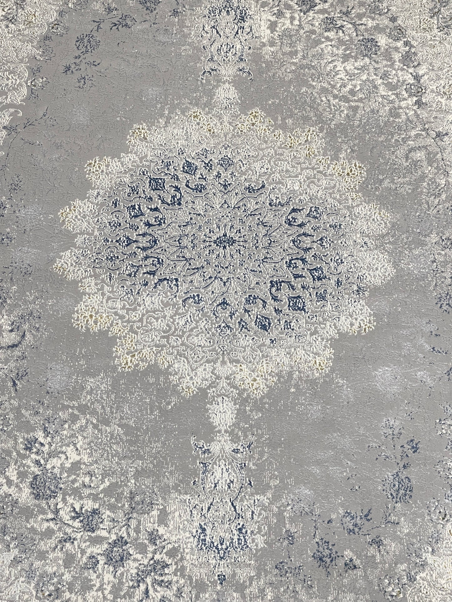 New Turkish Silk (Surya A)  Size: 6.6 ft width x 9.6 ft length (200cm x 290cm) Article -608- Grey