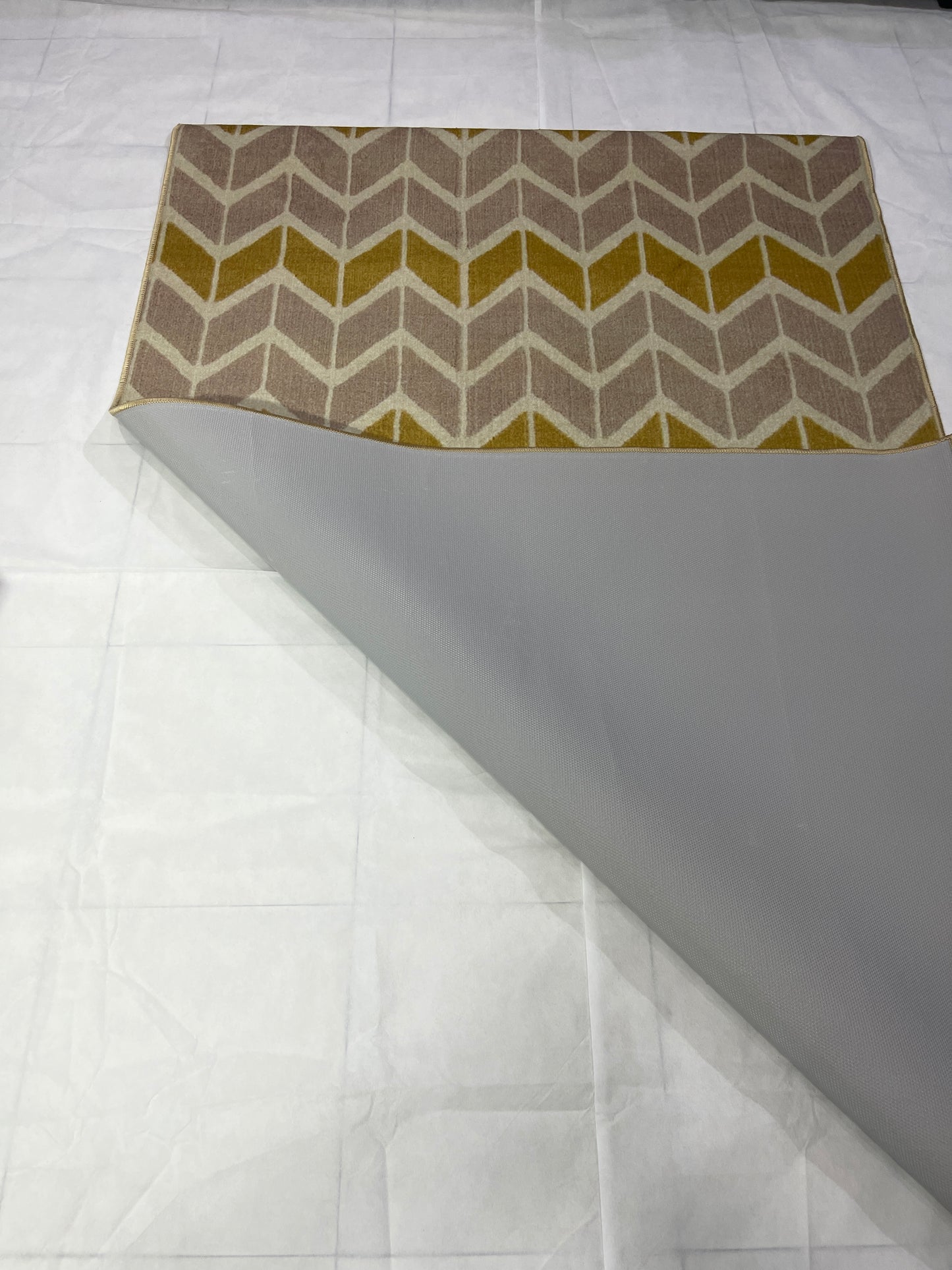 Modern Non-Woven TPR Anti Slip Rug.
Size : 5ft width  x 7.8ft length (150cm x 230cm)
Article-2702-Beige